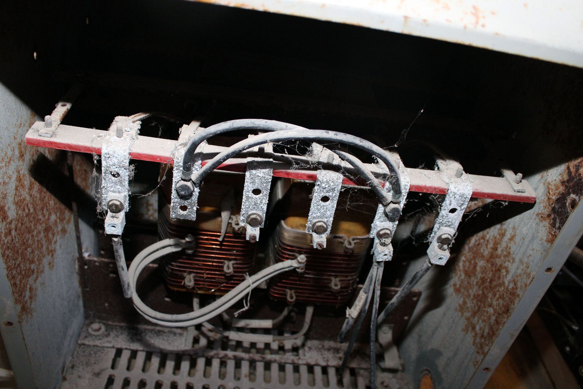 LOT OF TRANSFORMERS: (1) 3-phase dry type 480 v. to 208/120 v. & (1) in need of repair (Westlake) - Image 5 of 6