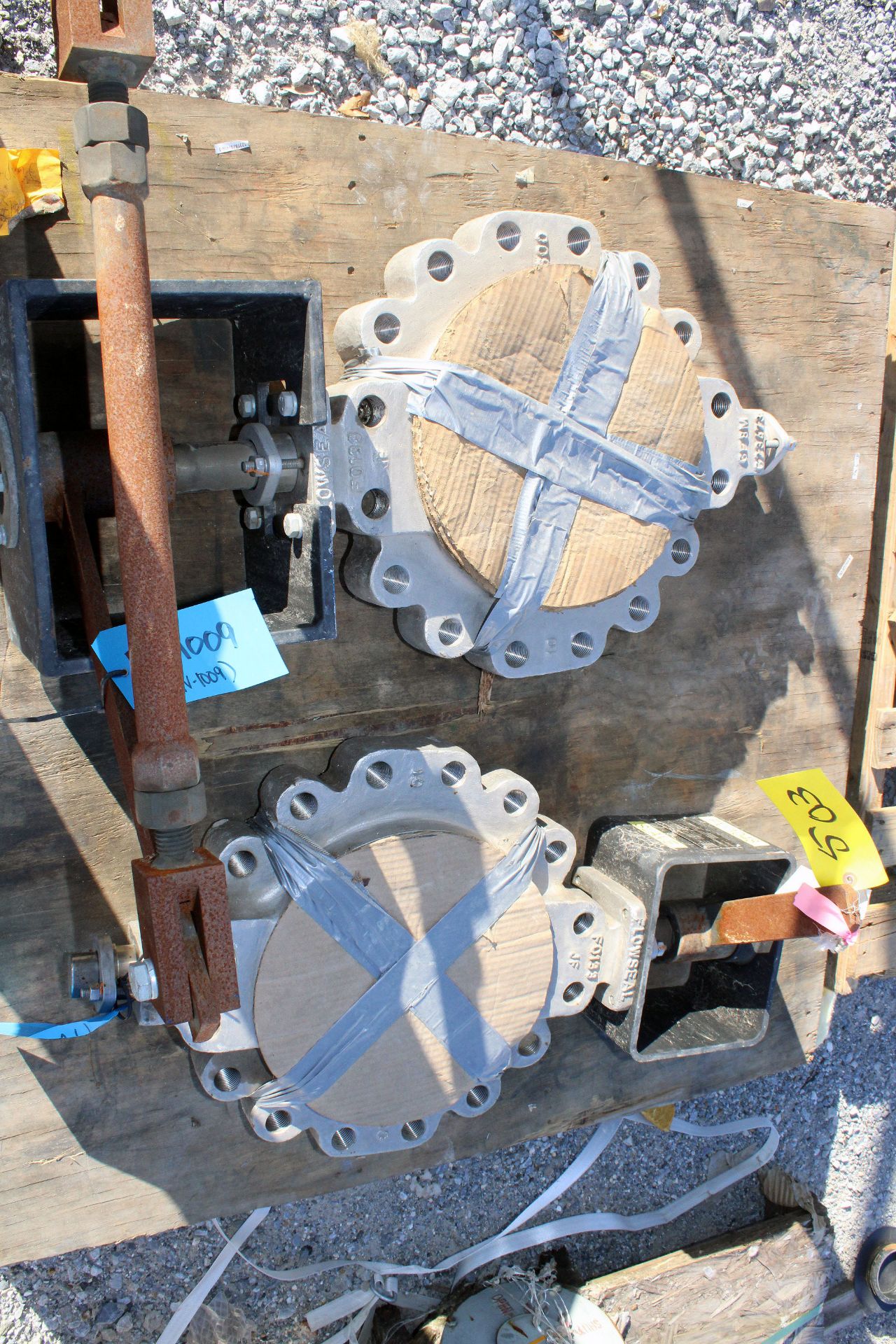 LOT OF BUTTERFLY VALVES: (2) 10" - 600# (Westlake) - Image 2 of 2