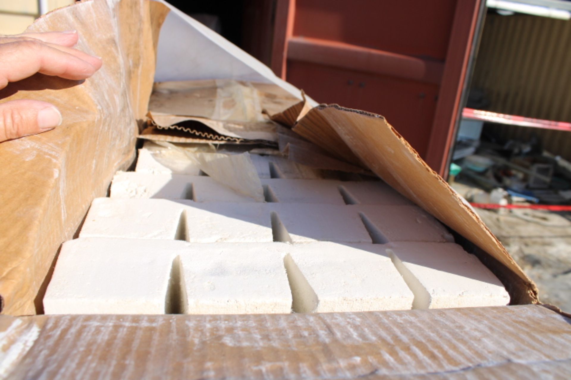 LOT CONTENTS OF CONTAINER 4: refractory insulation (4 boxes on approx. 11 pallets) & 300" x 24" x 1" - Image 6 of 6