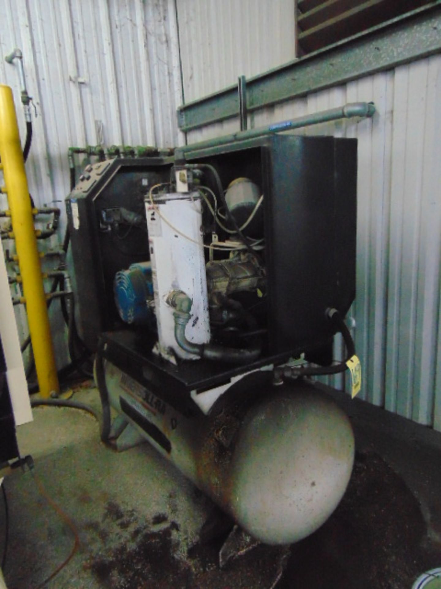 ROTARY SCREW AIR COMPRESSOR, INGERSOLL RAND MDL. SSR-EP25, 25 HP motor, S/N JX0255U99163