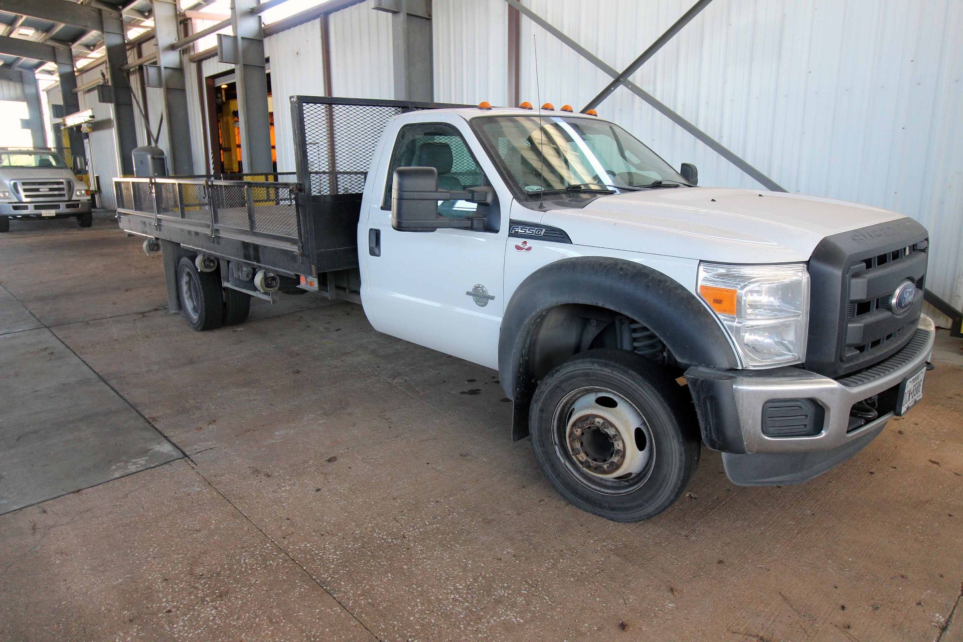 FLATBED TRUCK, 2014 FORD MDL. F550, Power Stroke engine, auto. trans., leather seats, 16’L. bed, - Image 4 of 6