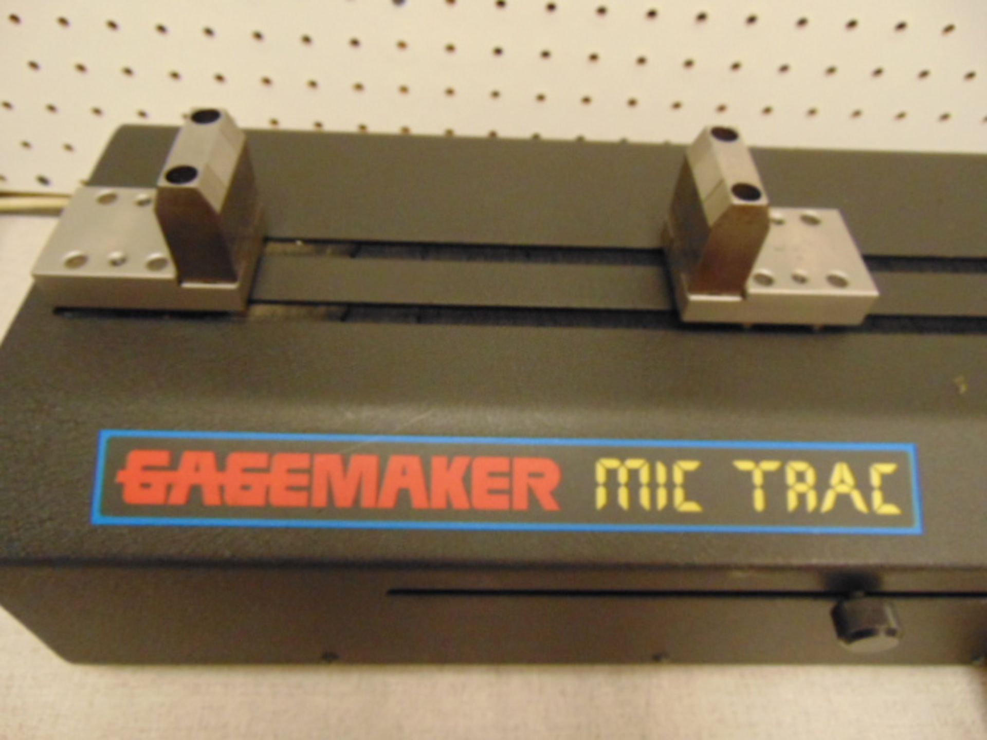 GAGE SETTING MEASUREMENT SYSTEM, GAGEMAKER MICTRAC, S/N D6J4 - Image 2 of 4