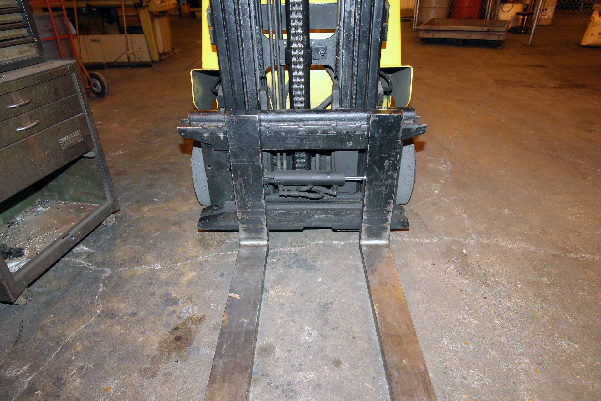 FORKLIFT, HYSTER 6,000 LB. BASE CAP. MDL. S60XL, LPG, 5,300 lbs. @ 20” L.C., 3-stage mast, 189” lift - Image 2 of 3