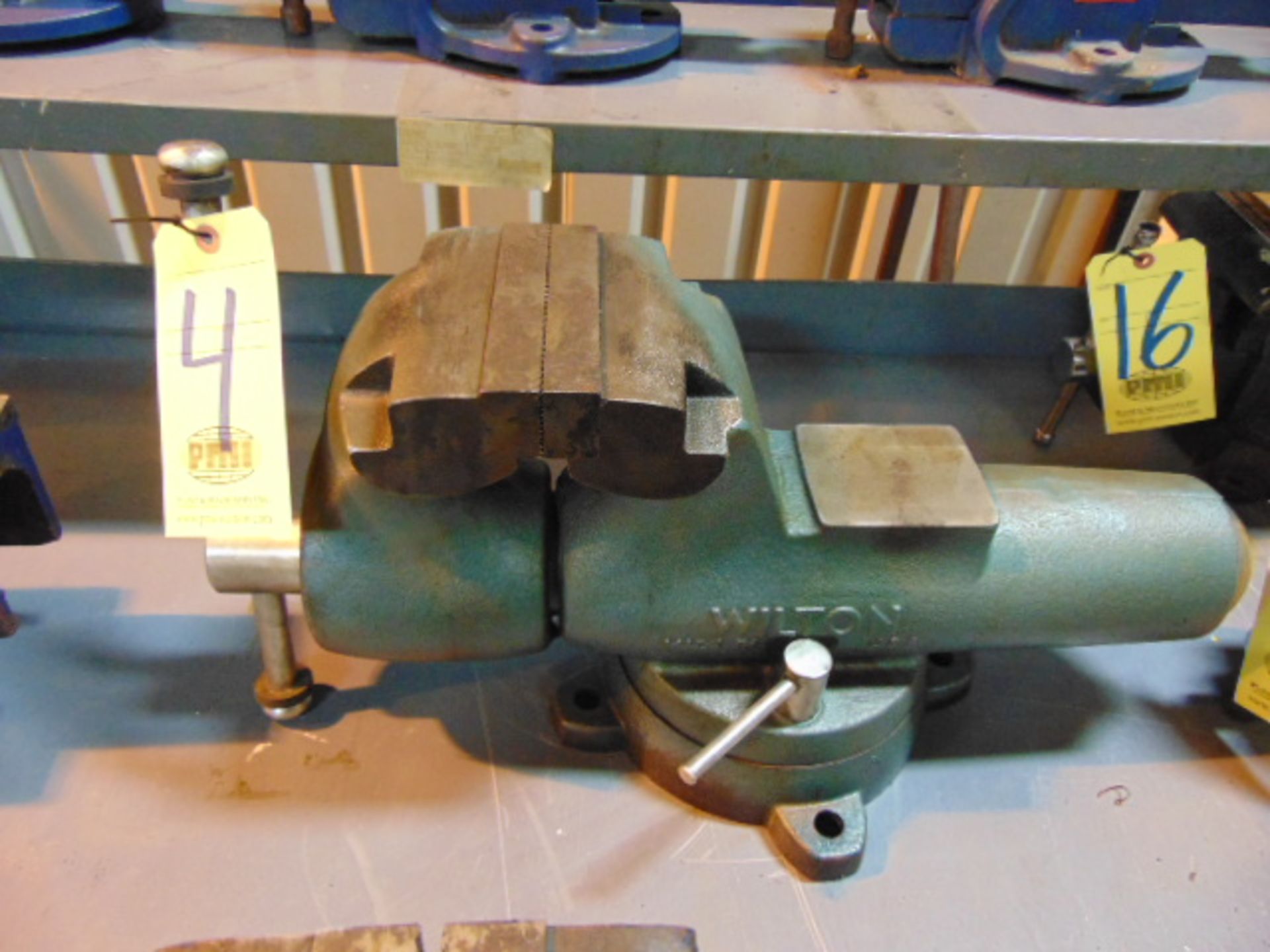 BULLET NOSE BENCH VISE, WILTON 6"