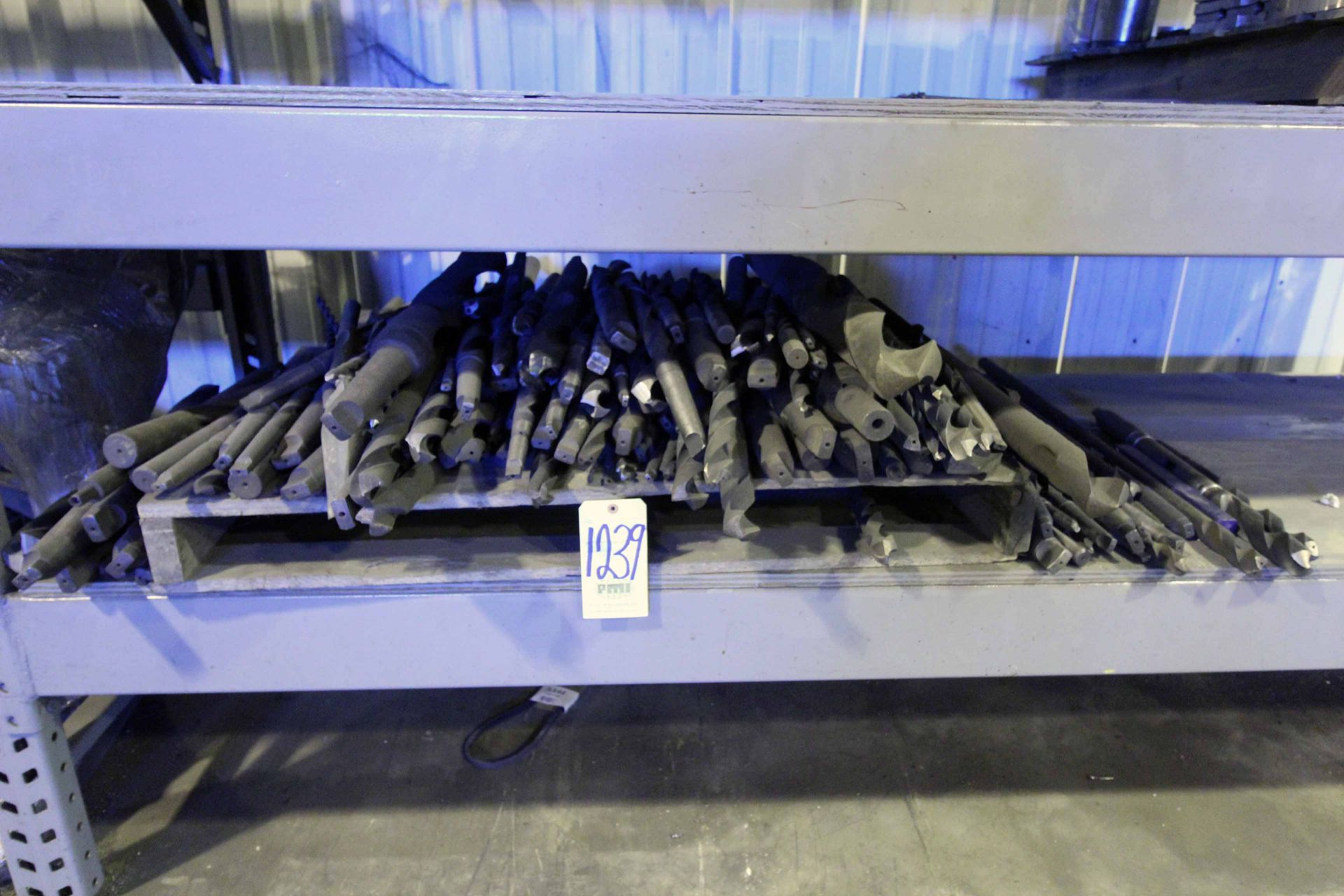 LOT OF TAPER SHANK DRILL BITS (on one pallet)