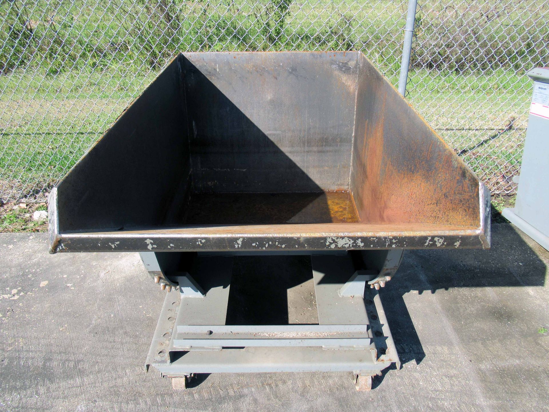 SELF-DUMPING HOPPER, GALBREATH, 1 cu. yd. - Image 2 of 2