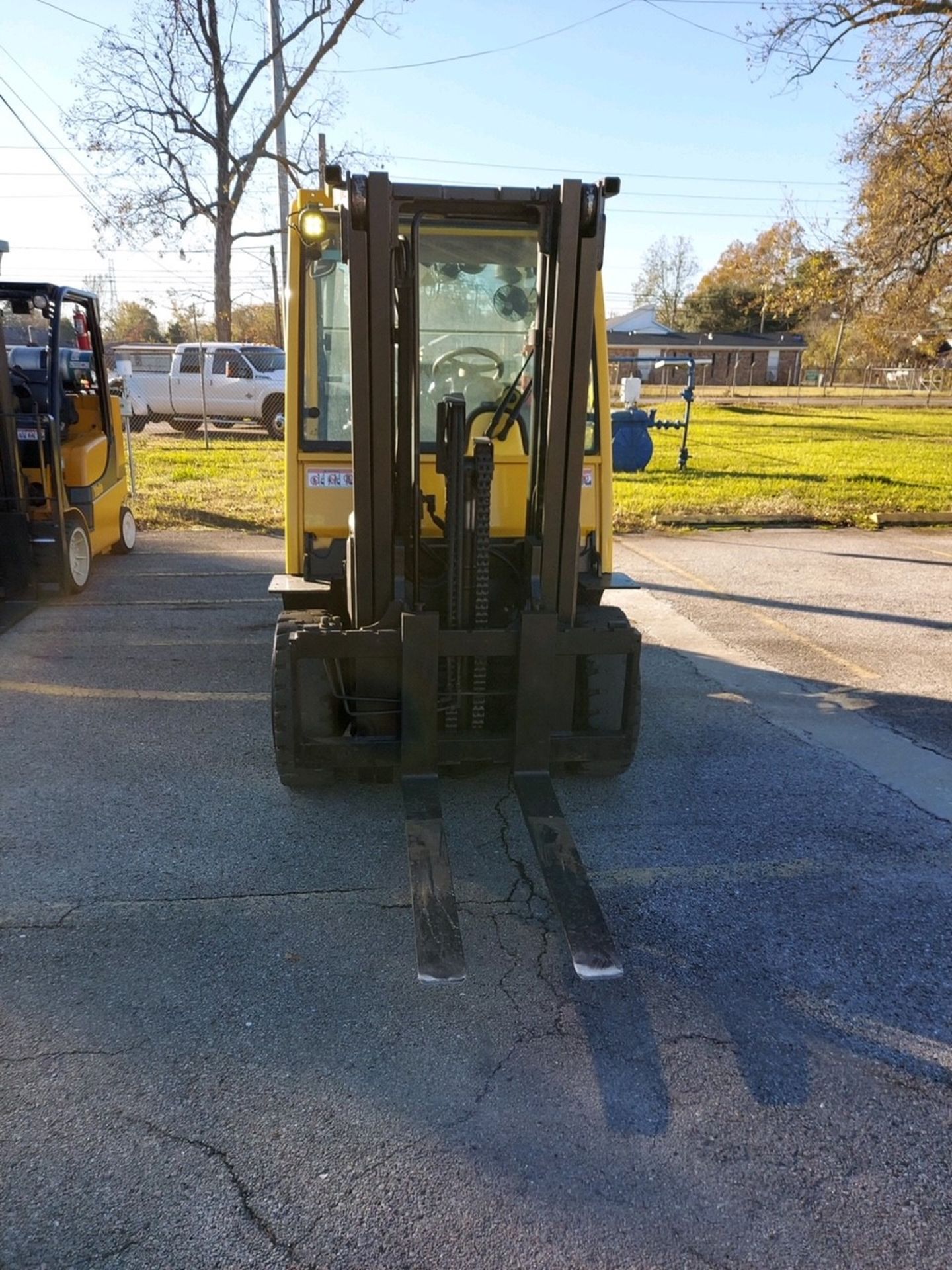 DIESEL FORKLIFT, HYSTER 8,000 LB. BASE CAP. MDL. H80FT, new 2015, 83" 2-stage mast, 120" max. lift - Image 2 of 4