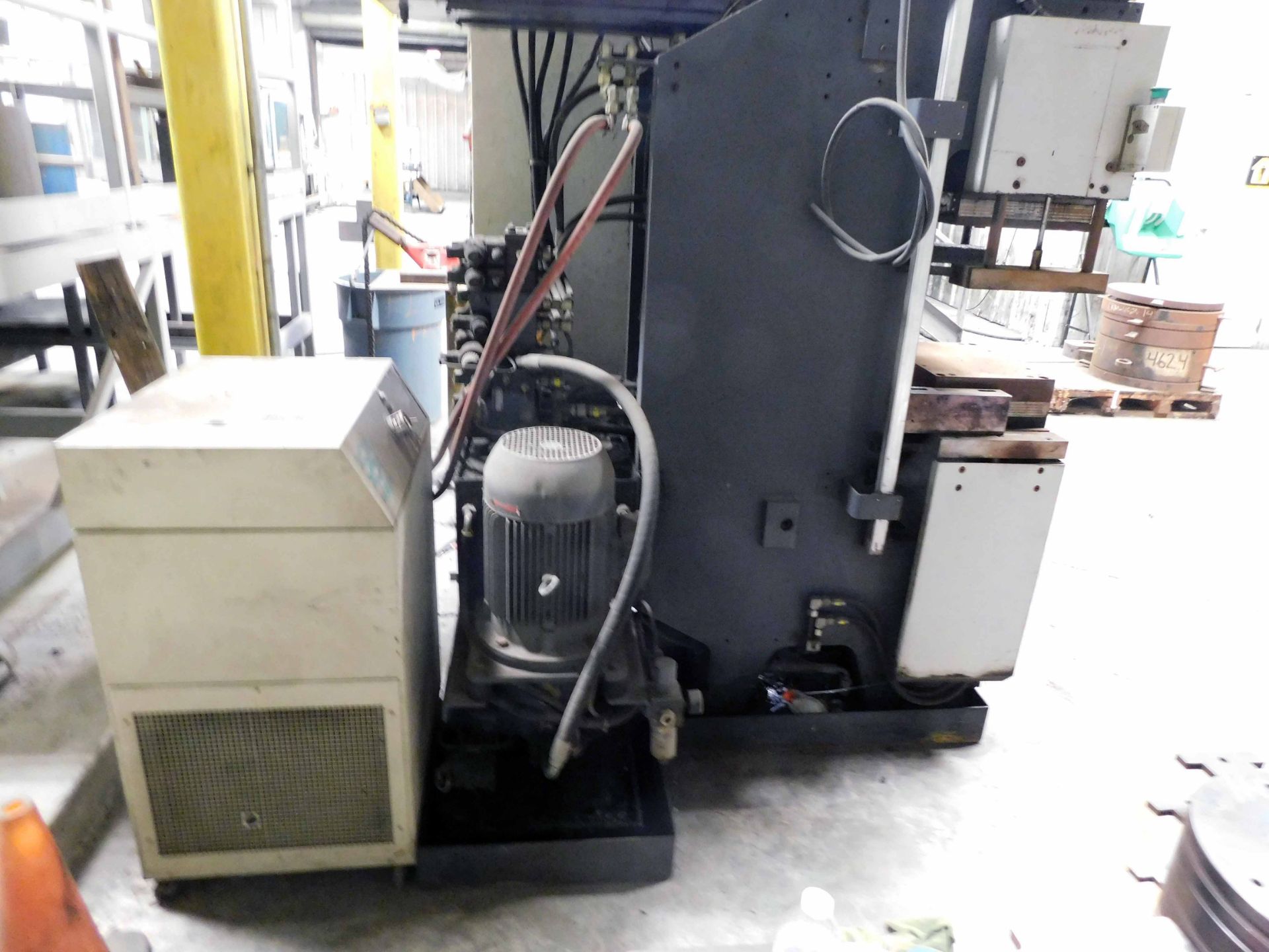 VERTICAL RUBBER INJECTION PRESS, DESMA MDL. D956.050, new 2002, up-acting design, Desma Mdl. DRC1210 - Image 4 of 4