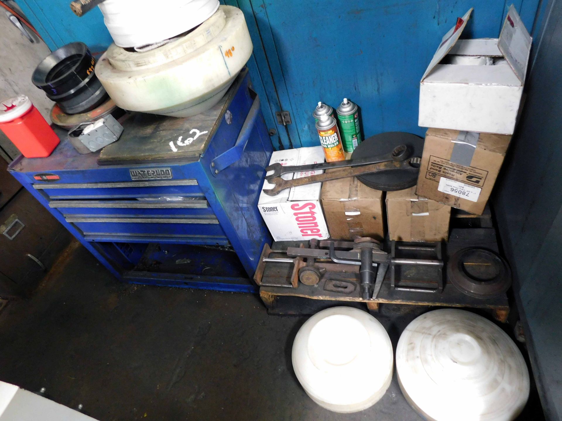 LOT CONSISTING OF: cabinet, shelving & assorted lathe centers, toolpost, etc. - Image 2 of 3