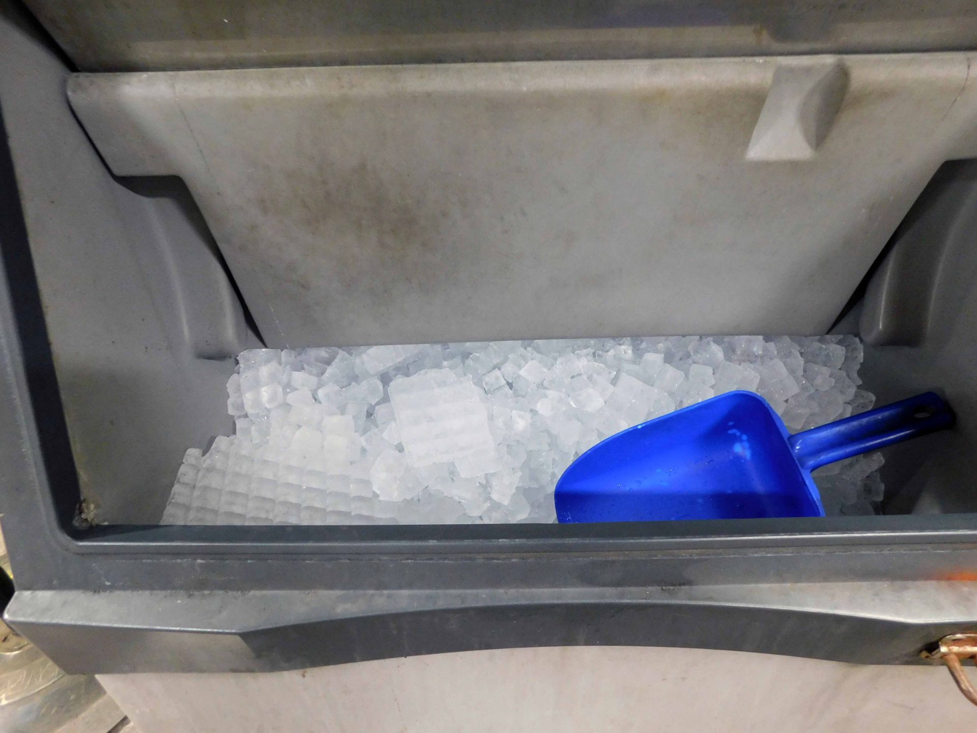 ICE MAKER, SCOTSMAN - Image 2 of 2