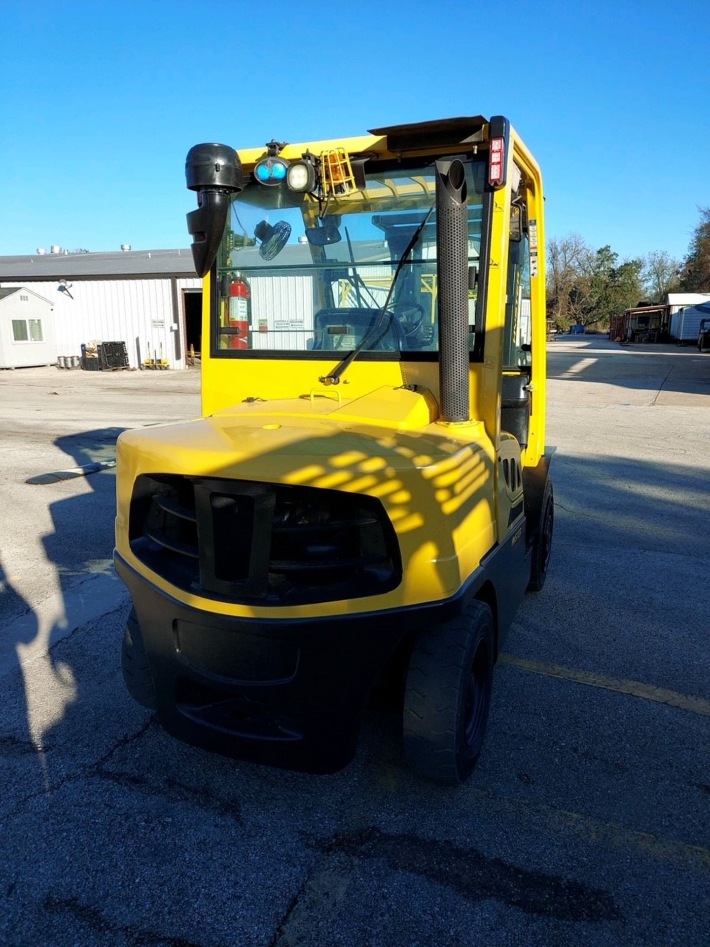 DIESEL FORKLIFT, HYSTER 8,000 LB. BASE CAP. MDL. H80FT, new 2015, 83" 2-stage mast, 120" max. lift - Image 3 of 4