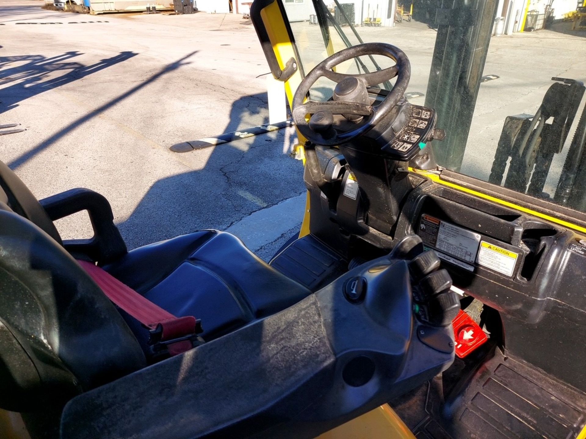 DIESEL FORKLIFT, HYSTER 8,000 LB. BASE CAP. MDL. H80FT, new 2015, 83" 2-stage mast, 120" max. lift - Image 4 of 4