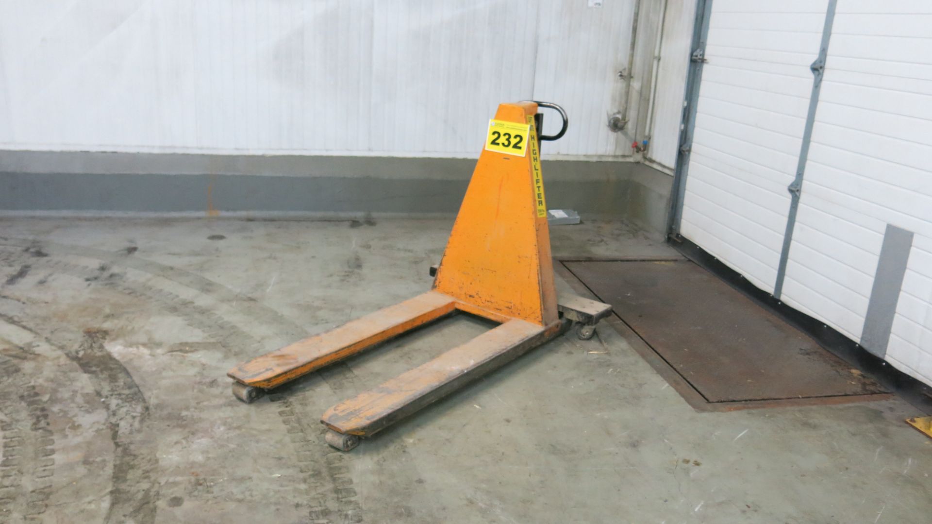 LIFT-RITE, HIGHLIFTER, 2,500 LBS., PALLET TRUCK