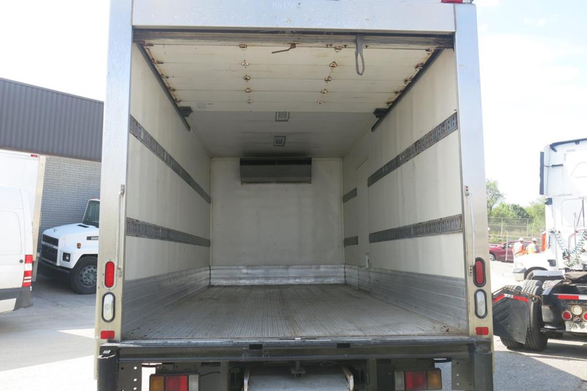 2013, HINO, 195, REEFER TRUCK, MULTIVANS, 18', INSULATED BOX, THERMOKING, T800 WHISPER, REEFER, - Image 12 of 26