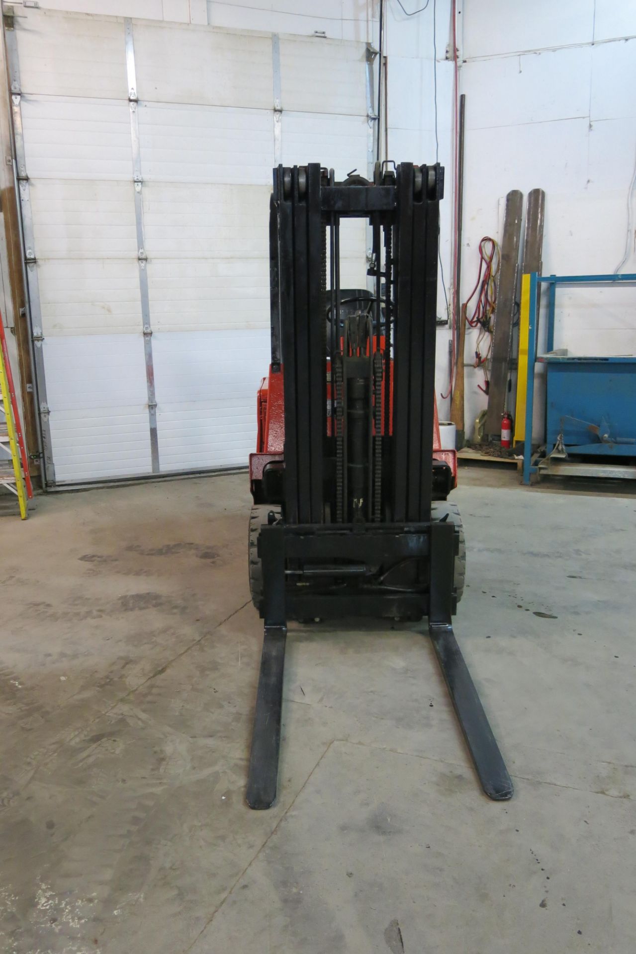 NISSAN, CYB02L20S, 4,000 LBS, 3 STAGE, ELECTRIC FORKLIFT, CHARGER, 6,304 HOURS, S/N CY802-002260 - Image 3 of 14
