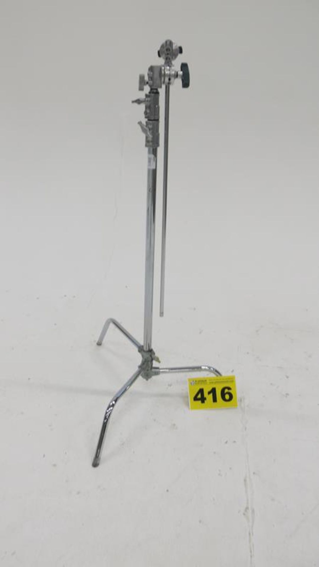 KUPO, KS702412, 40", ADJUSTABLE, CHROME PLATED, C-STAND WITH SLIDING LEGS WITH CLAMP ARM