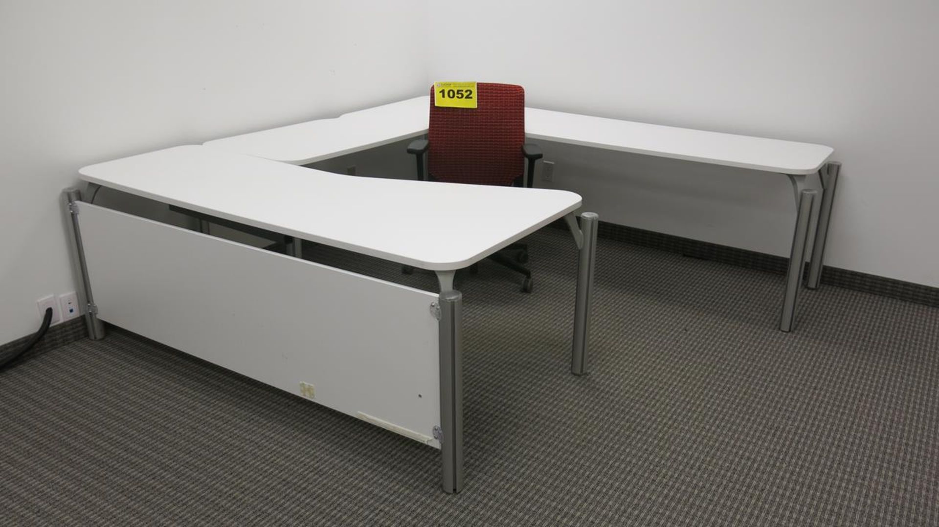 LOT OF OFFICE DESKS AND RED, FABRIC, OFFICE CHAIR ON CASTERS