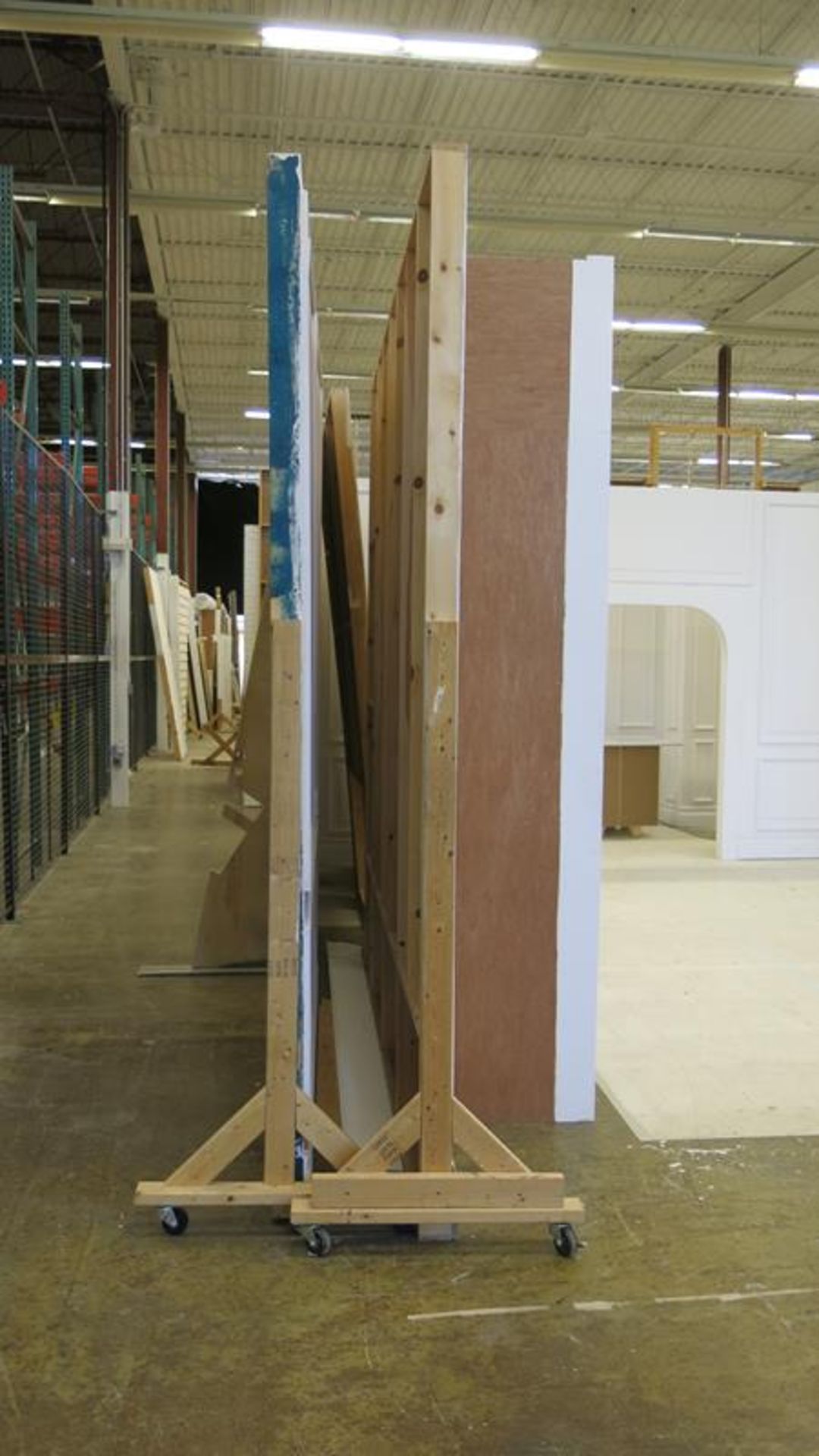 LOT OF ASSORTED STUDIO BACKDROPS AND WHITE, WOOD, ISLAND - Image 4 of 7