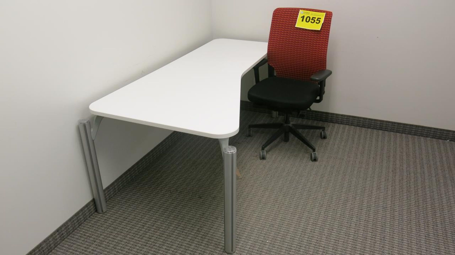 OFFICE DESK WITH RED, FABRIC, OFFICE CHAIR ON CASTERS