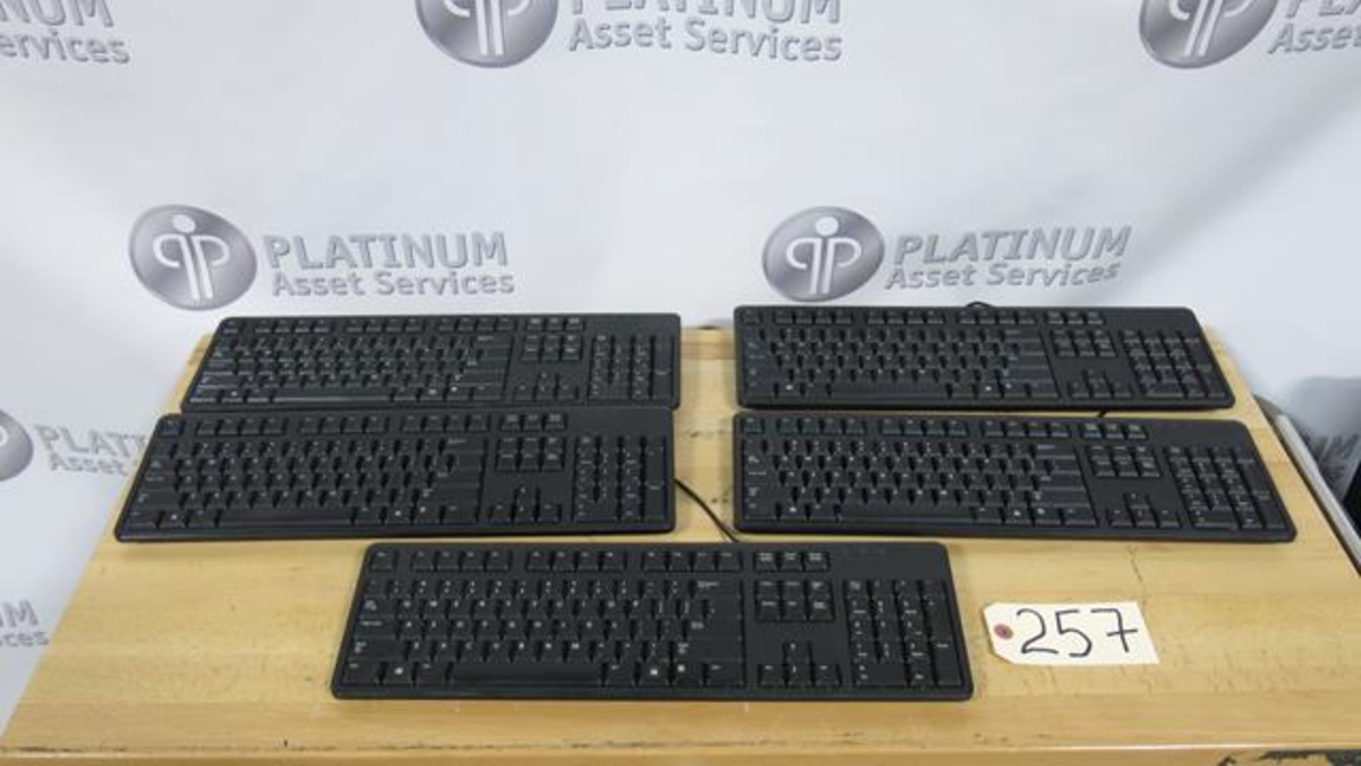 LOT OF COMPUTER KEYBOARDS (TAG#257)