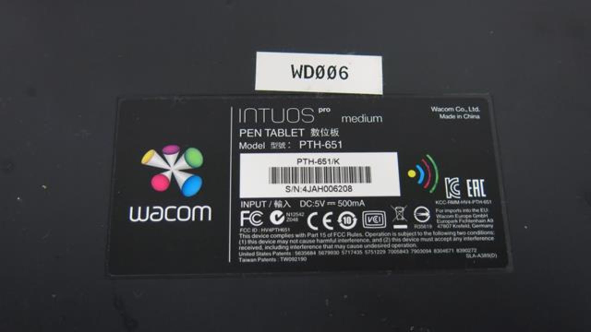 WACOM, PTH-651, INTUOS PRO, PEN AND TOUCH TABLET (UNIT NOT FUNCTIONING) (TAG#274) - Image 2 of 2