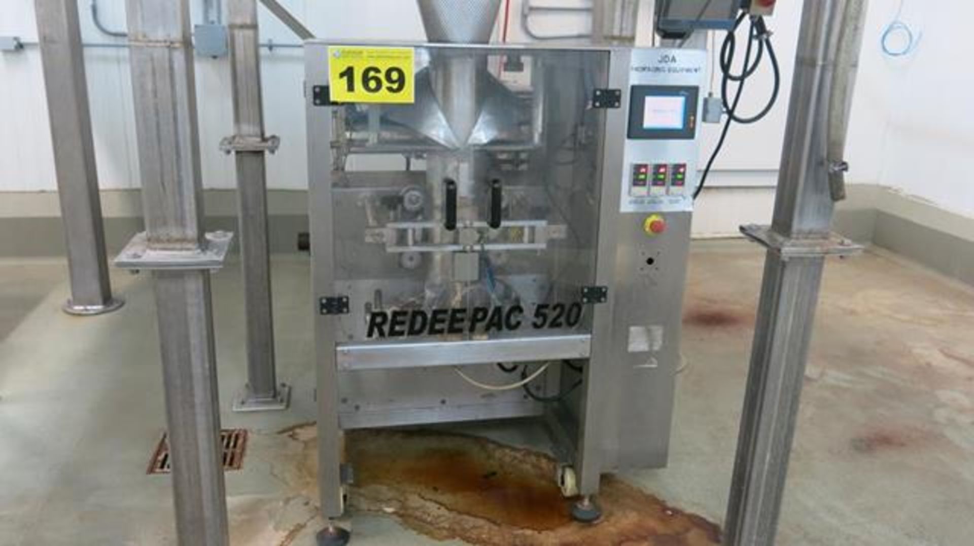 JDA, REDEEPAC 520, VERTICAL FORM FILL AND SEAL MACHINE (RIGGING $150)