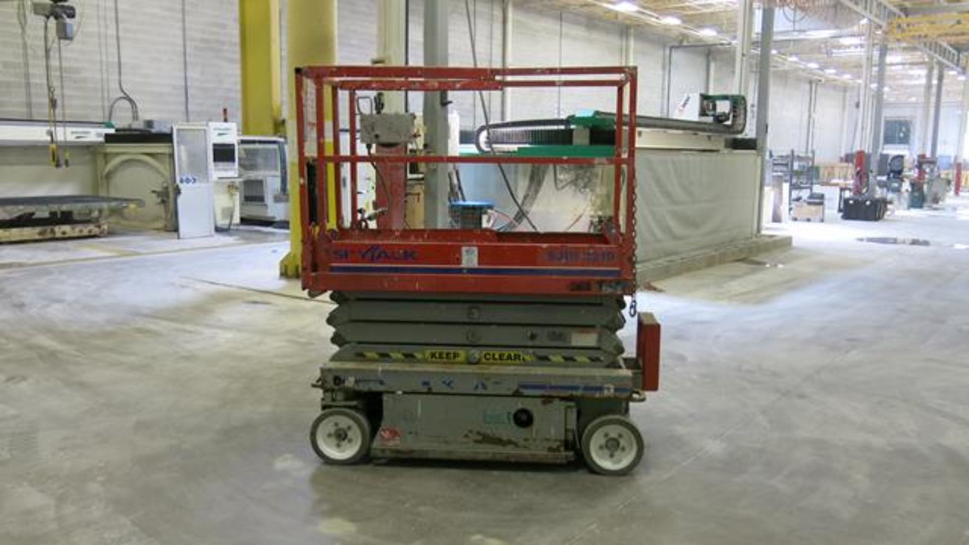 SKYJACK, SJIII-3219, 19', SCISSOR LIFT, 550 LBS. CAPACITY, S/N 22002584 (LATE DELIVERY)