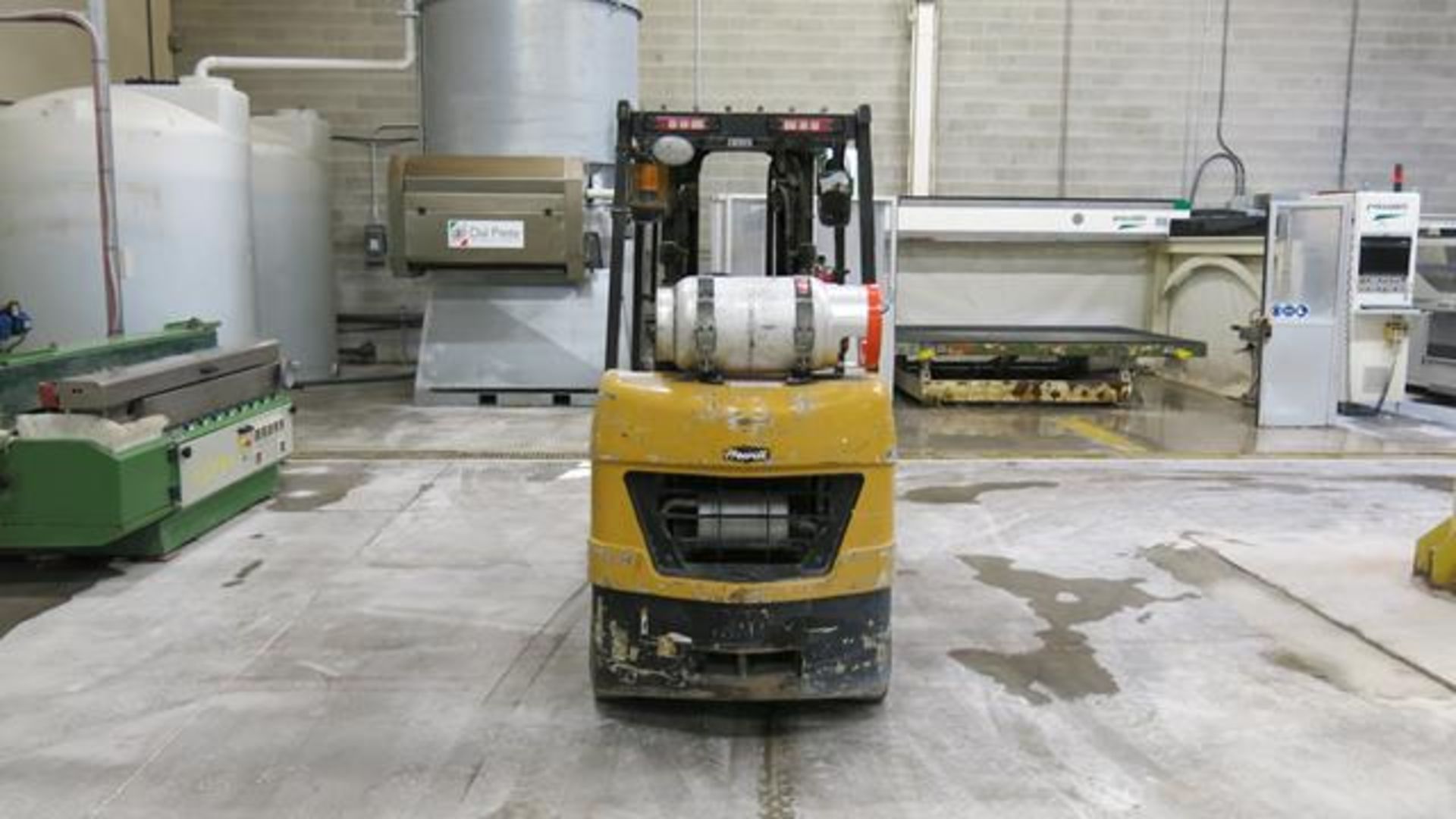 CATERPILLAR, 2C5000, 4,750 LBS., 3 STAGE LPG FORKLIFT WITH SIDESHIFT, 187" MAXIMUM LIFT, S/N - Image 4 of 7