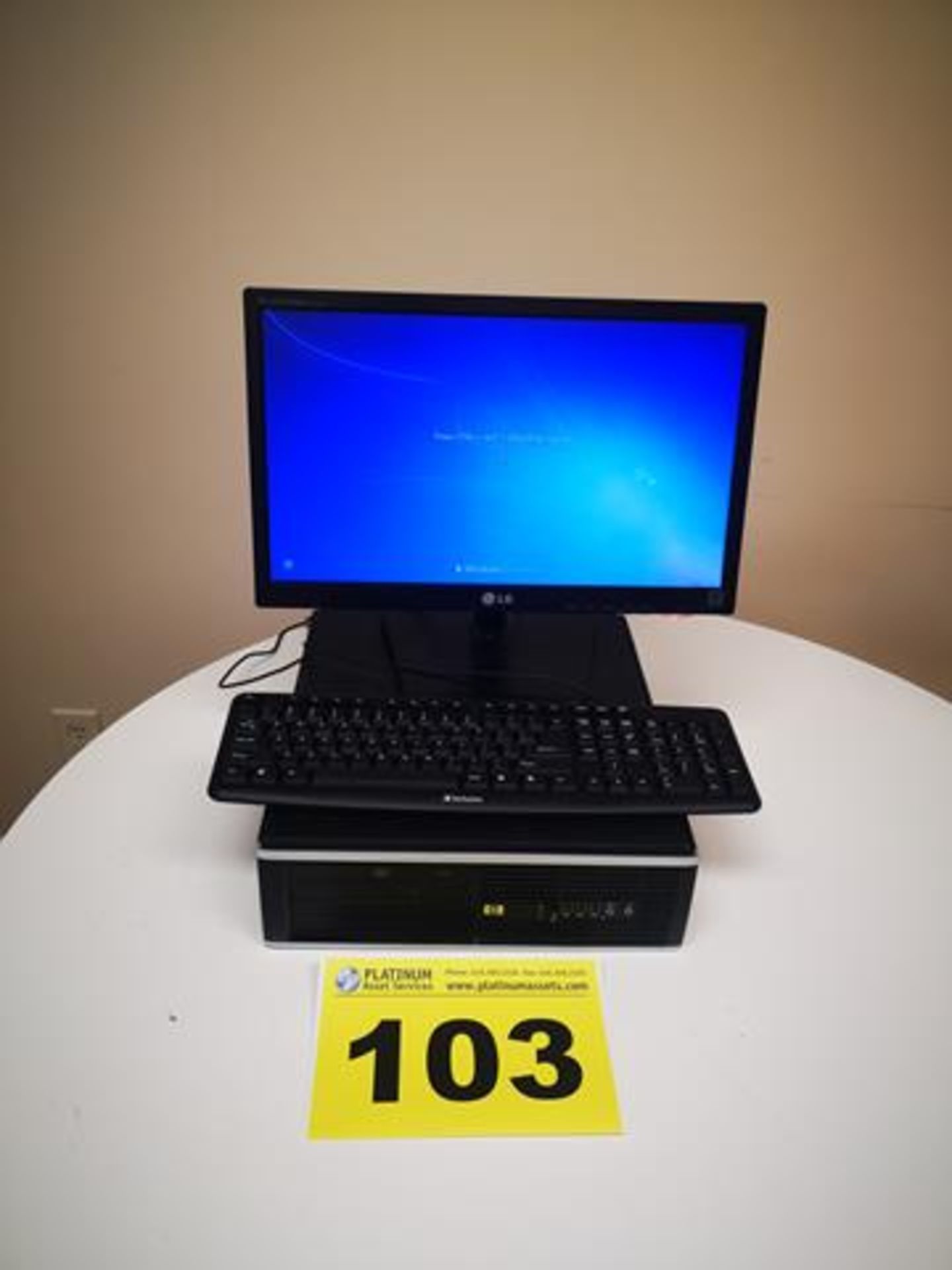 HP, DESKTOP COMPUTER WITH LG, COMPUTER MONITOR WITH KEYBOARD