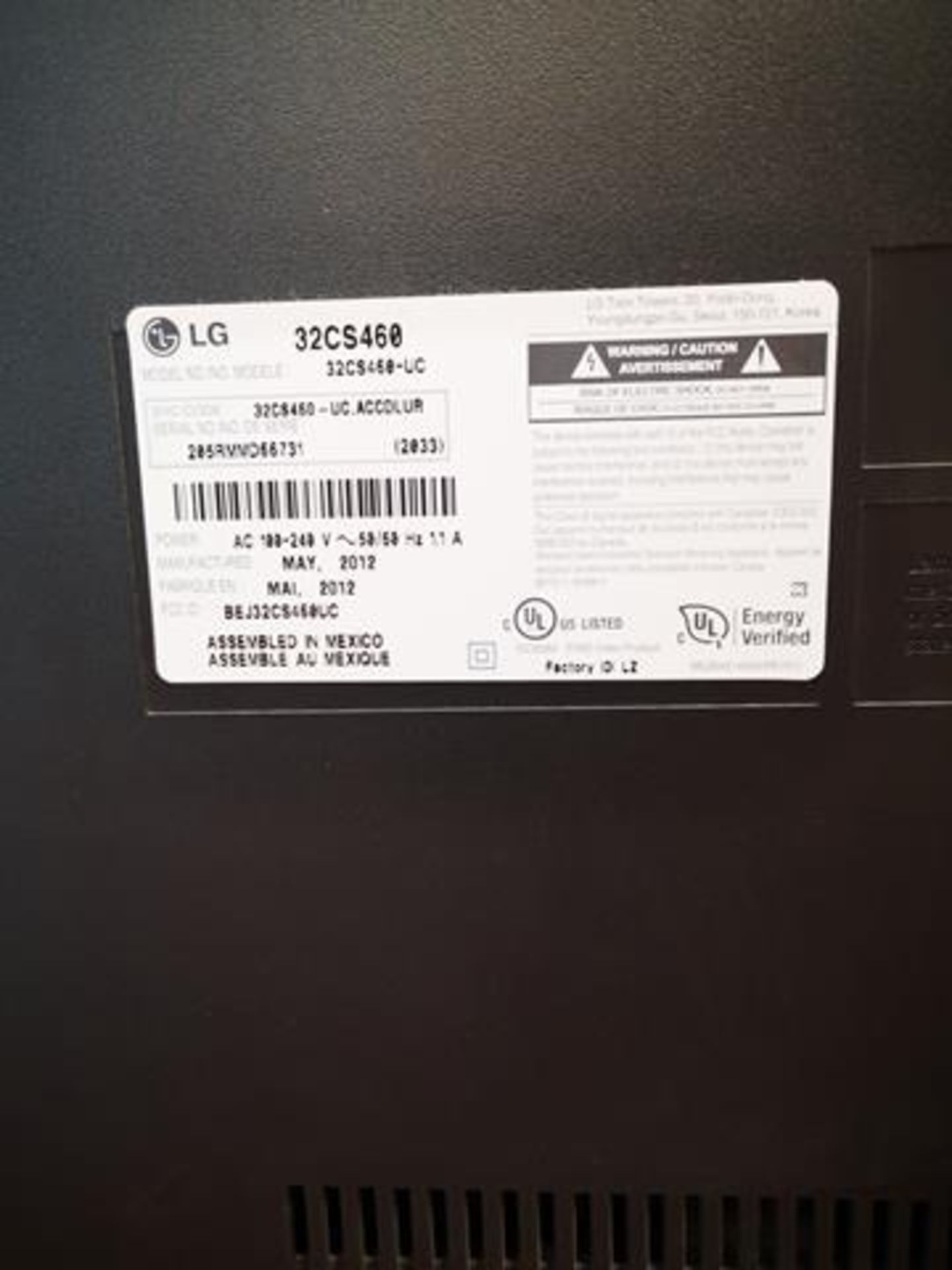 LG, 32CS460, 32", TELEVISION, S/N 205RMMD66731 - Image 2 of 2