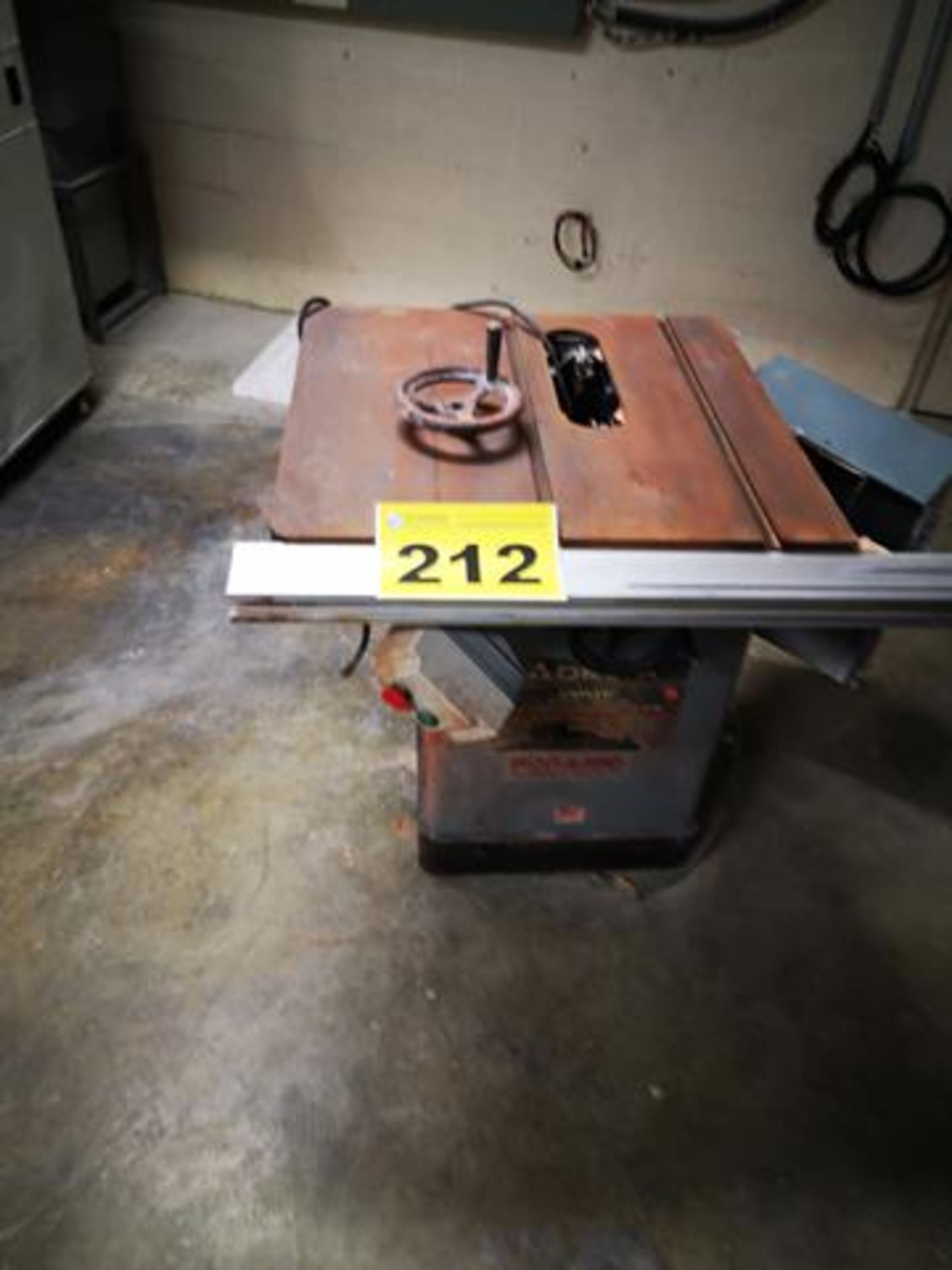 DELTA, UNISAW, 10", TABLE SAW (RIGGING $100)