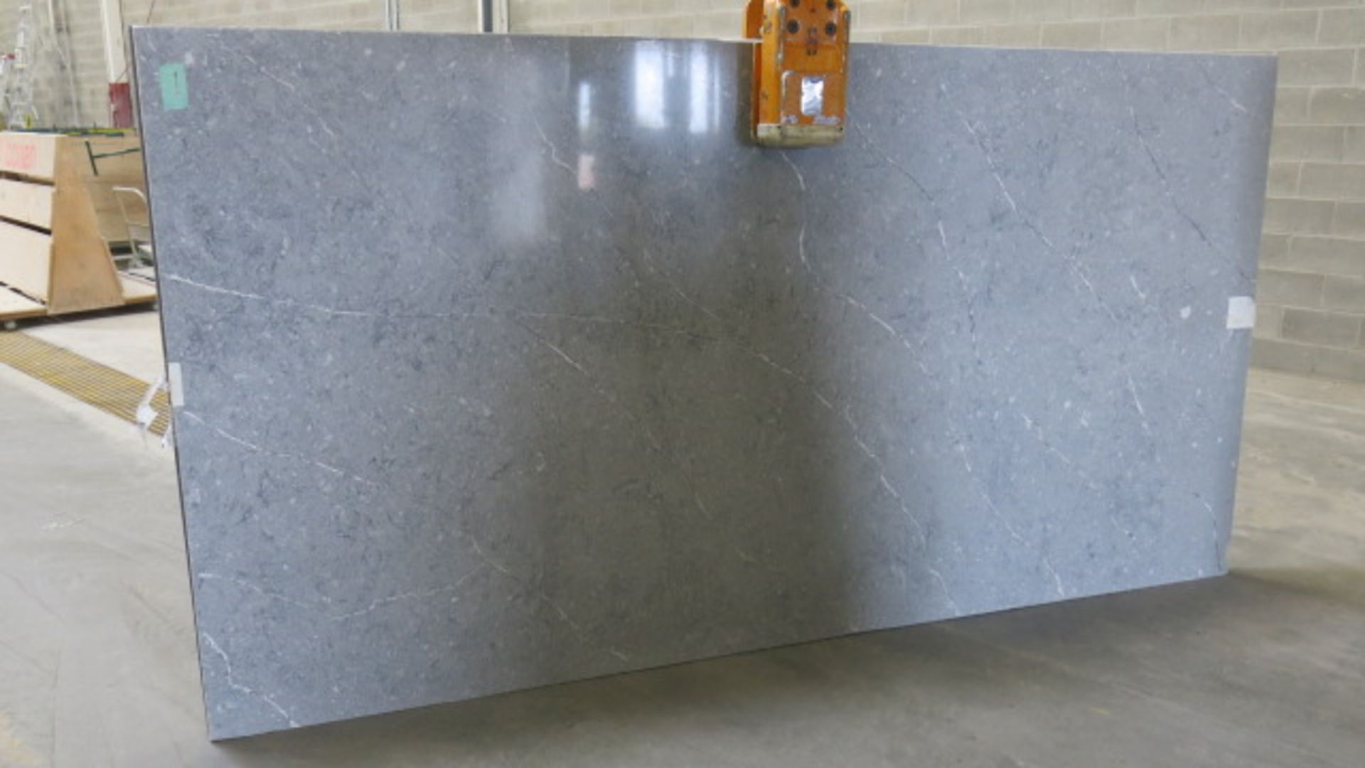 3/4", MARBLE, GRAY, 69" X 112", ID# 10018 (LOADING FEE $30)