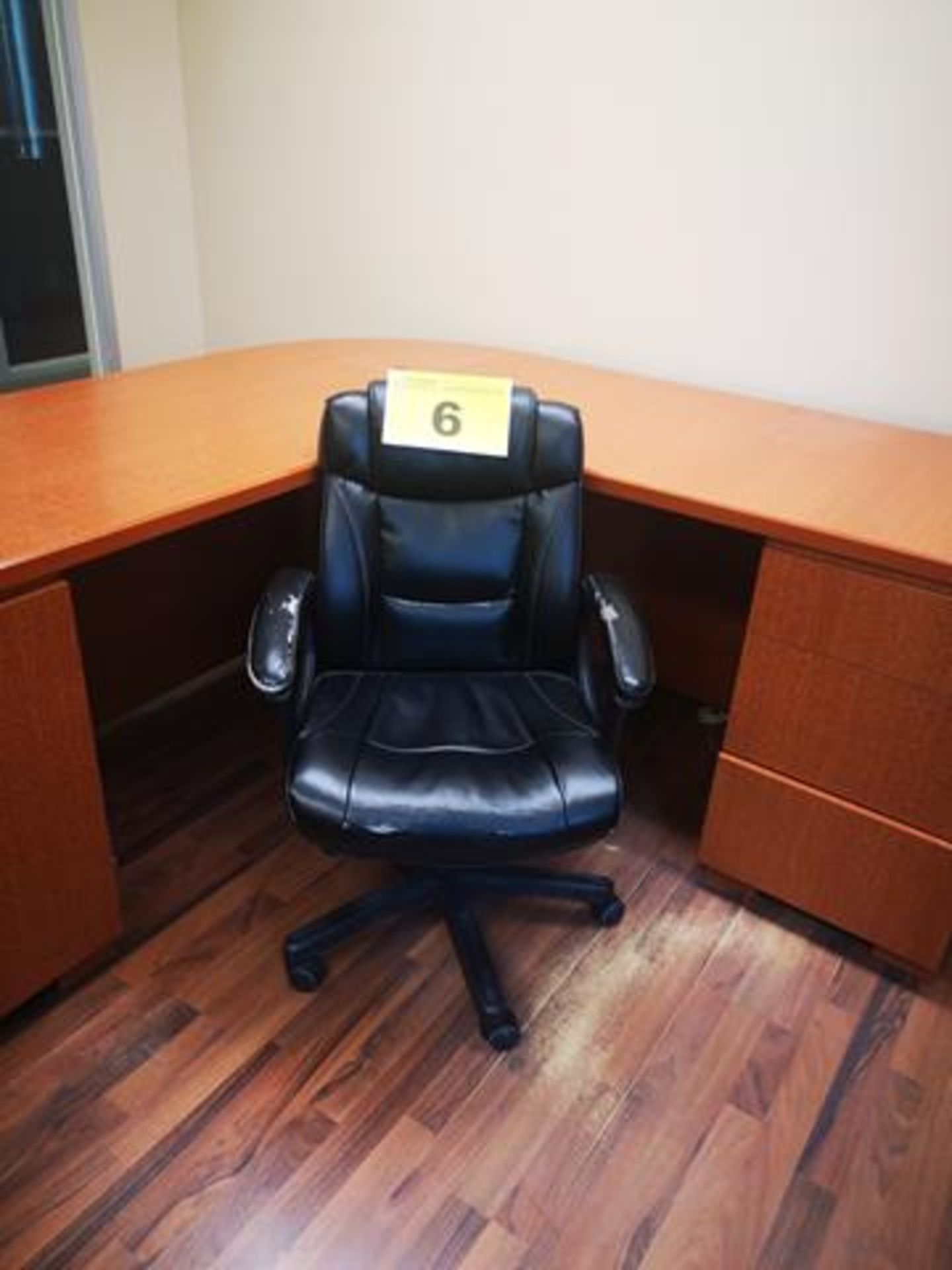 BLACK, LEATHER OFFICE CHAIR ON CASTERS