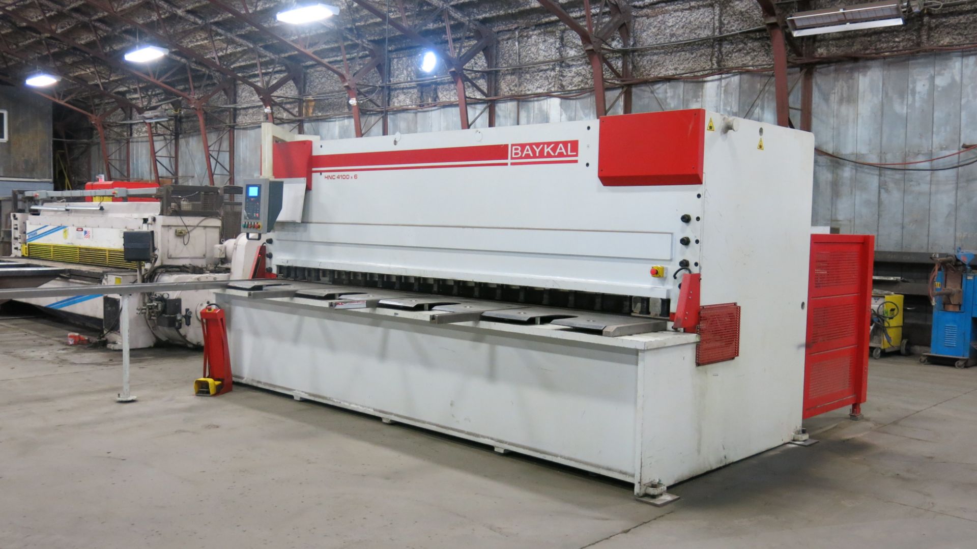 BAYKAL , HNC1400X6, 6MM (1/4") X 4060 MM (13'), GUILLOTINE SHEAR, PROGRAMMABLE GAP AND RAKE ANGLE, - Image 3 of 11