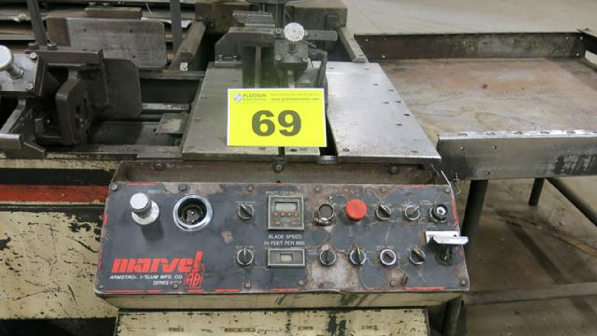 MARVEL, V10A2, 10" X 9", VERTICAL BANDSAW, S/N D-175510-W (RIGGING $300) - Image 4 of 5