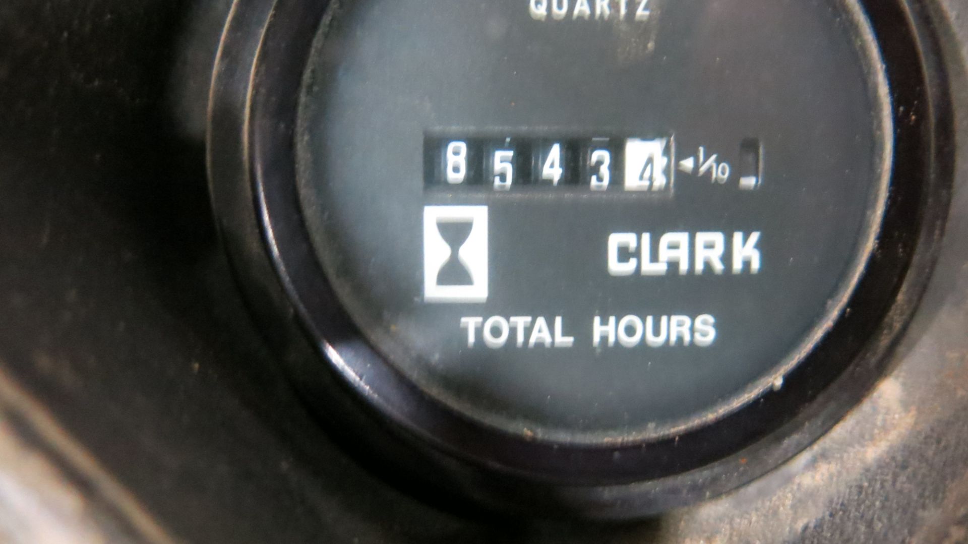 CLARK, GPS30MB, 4,900 LBS., 3 STAGE, LPG FORKLIFT, SIDESHIFT, 188" MAXIMUM LIFT, 8,543 HOURS, S/N - Image 8 of 8