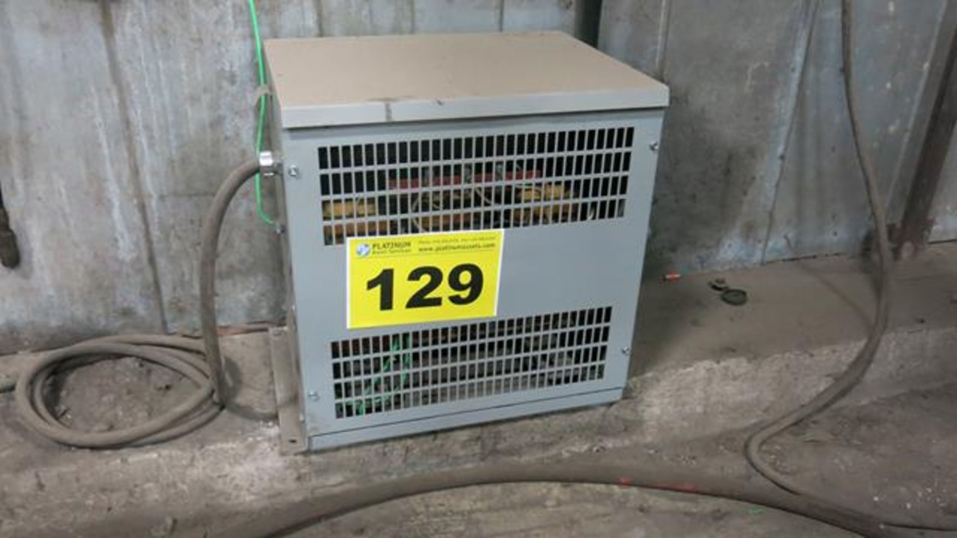 HAMMOND, 27 KVA, TRANSFORMER 600 TO 240 VAC, 3 PHASE