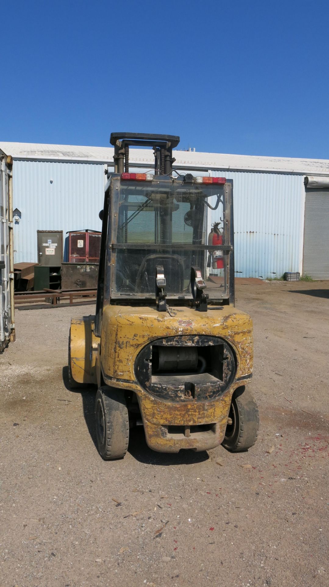 CATERPILLAR, GP30K, 6,000 LBS., LPG FORKLIFT - Image 2 of 6