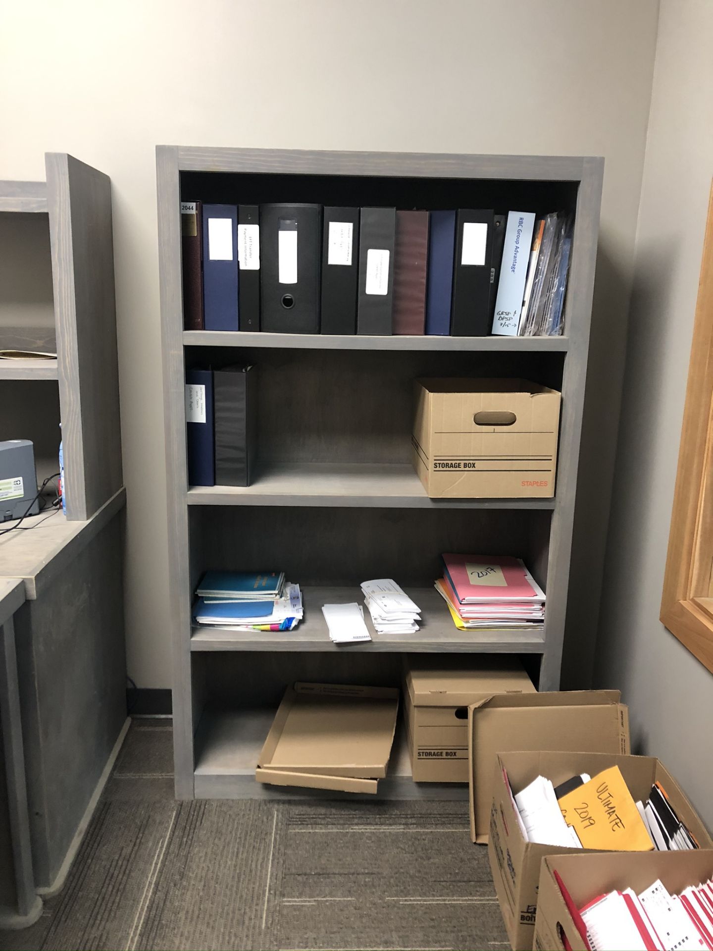 GRAY, L-SHAPED, OFFICE DESK WITH BOOKCASE AND HUTCH (CONTENTS NOT INCLUDED) - Image 2 of 2