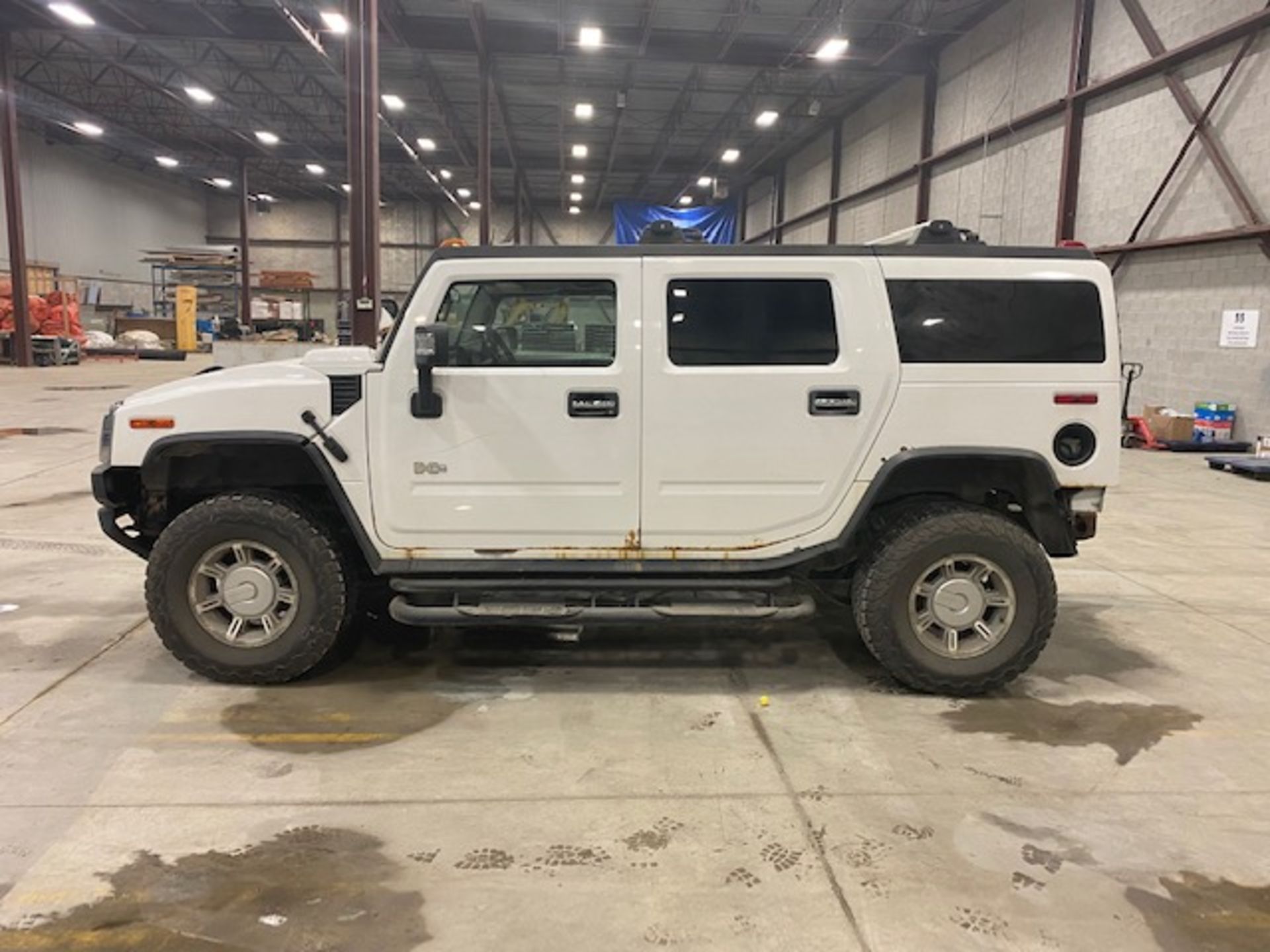 HUMMER, H2, SPORT UTILITY VEHICLE, 6.0 V8 GASOLINE ENGINE, 374,631 KMS, VIN #H25GRGN23U53H122755, - Image 8 of 20