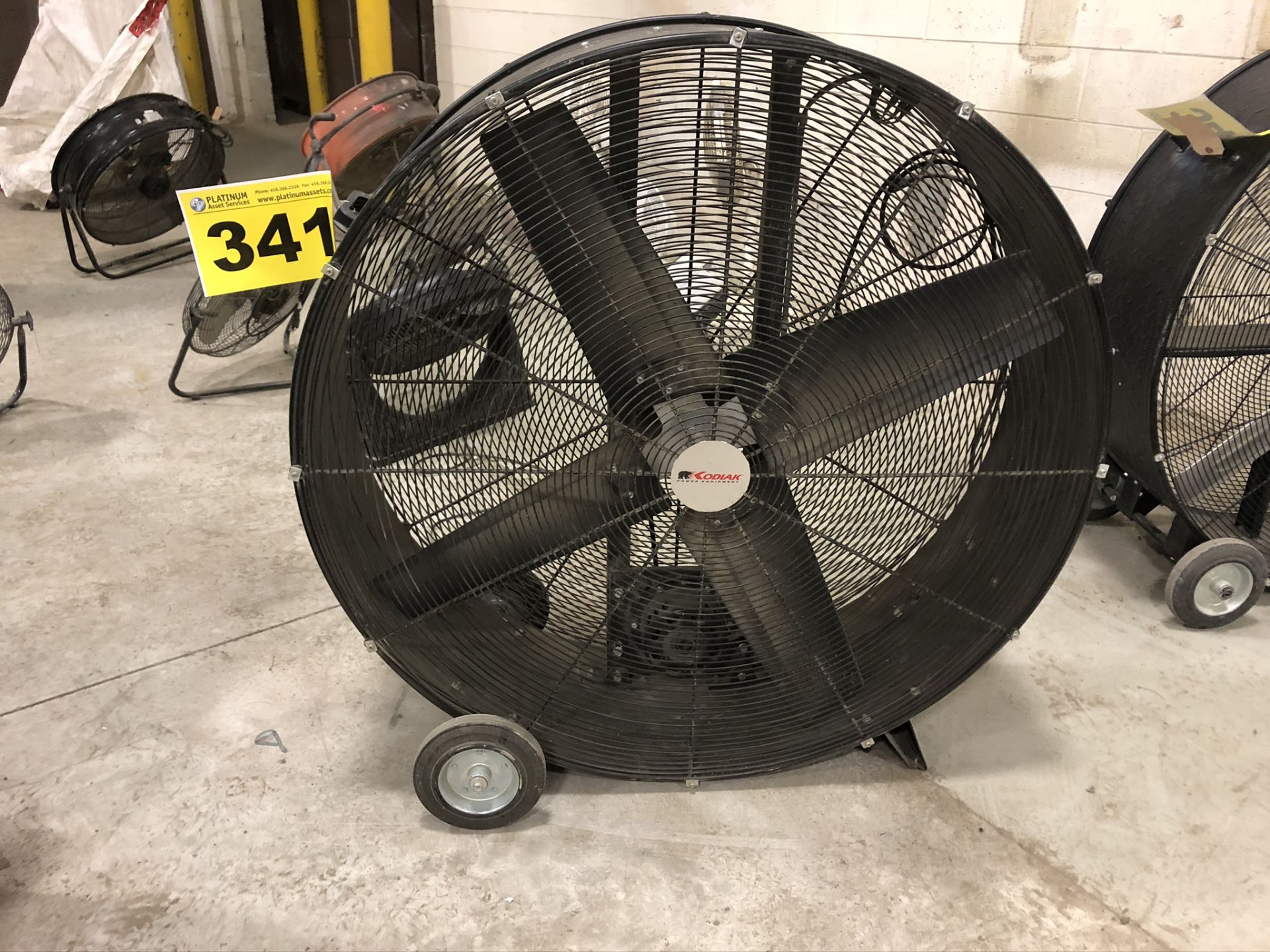 KODIAK, FE-105D5FOL(H), 42", COMMERCIAL FLOOR FAN