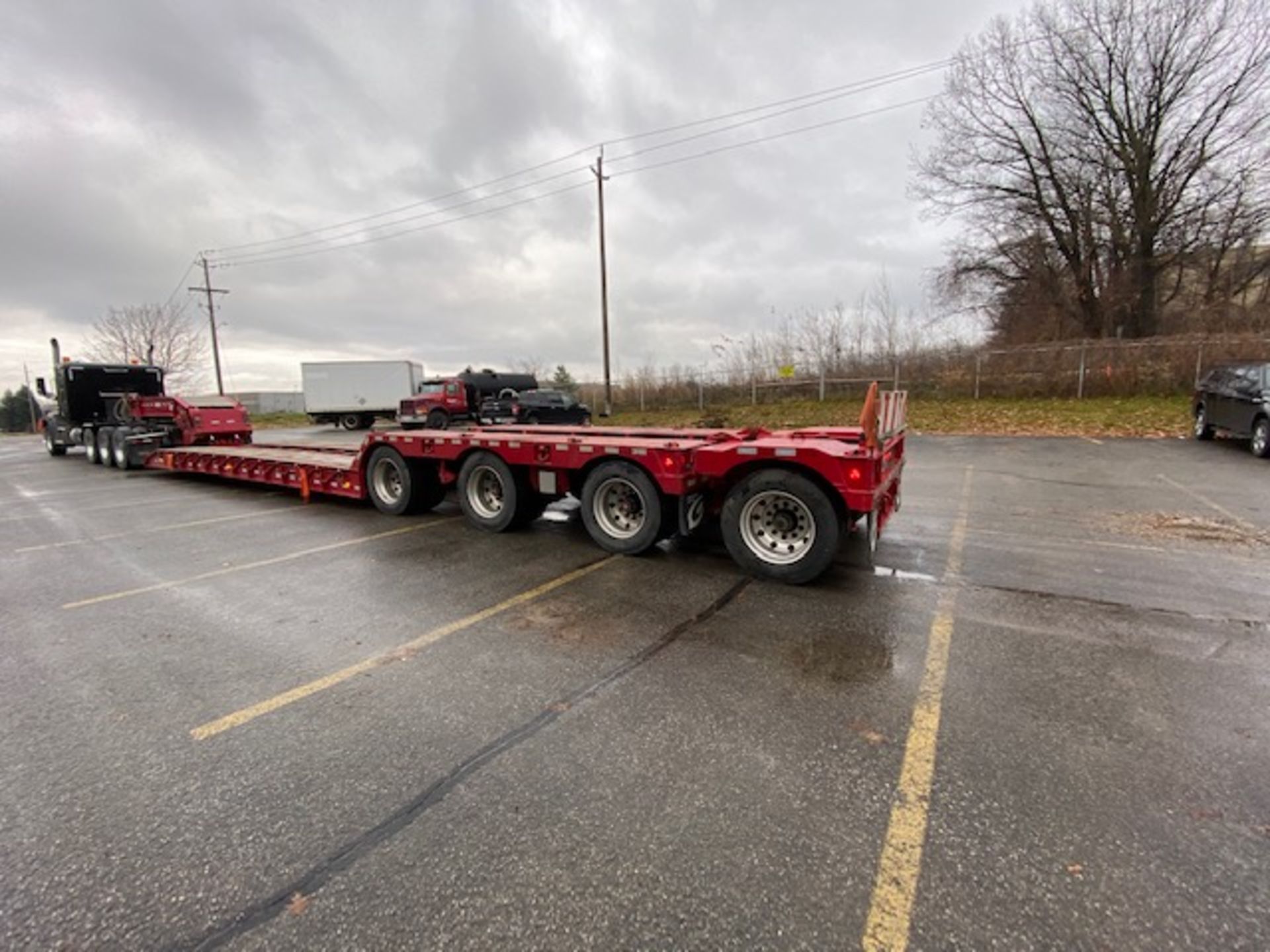 JC TRAILERS, TRI AXLE, 55 TON, GOOSE NECK, LOWBOY TRAILER, AIR RIDE, HYDRAULIC DETACHABLE GNF, PIN - Image 3 of 23