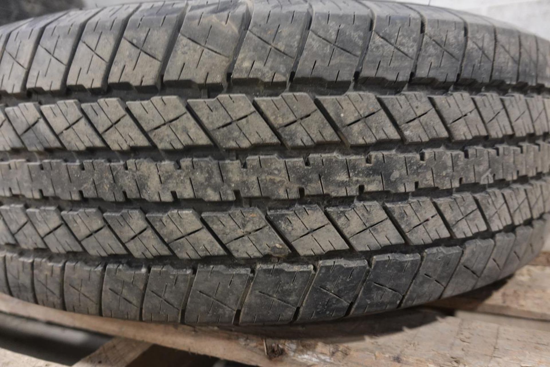 LOT OF (1) BF GOODRICH, 245/65R17, TIRE, (1) WINTER SLALOM, TIRE AND (1) GOODYEAR, WRANGLER, P235/ - Image 15 of 25