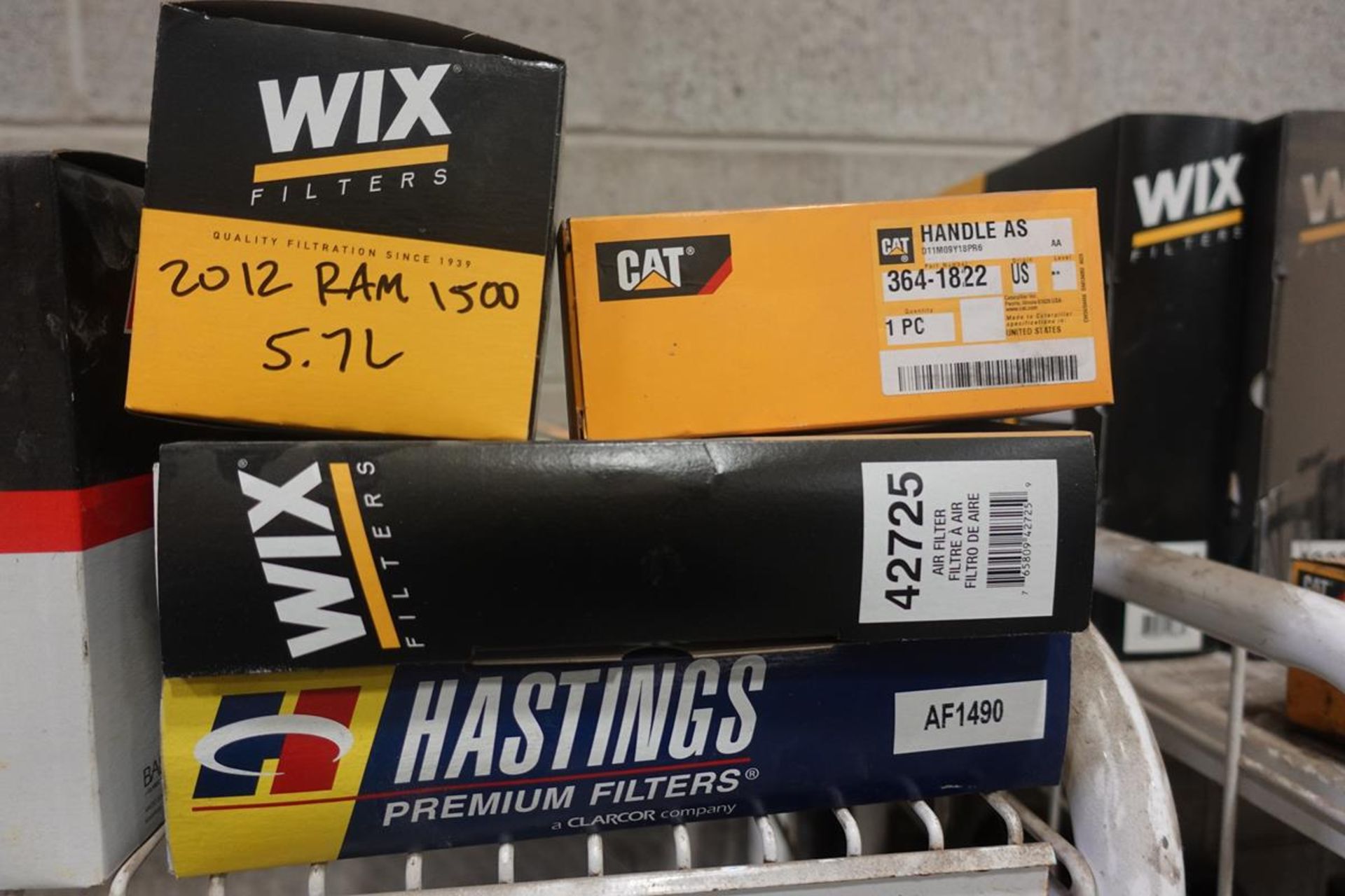 LOT OF NEW HEAVY EQUIPMENT PARTS, OIL, ETC - Image 13 of 27