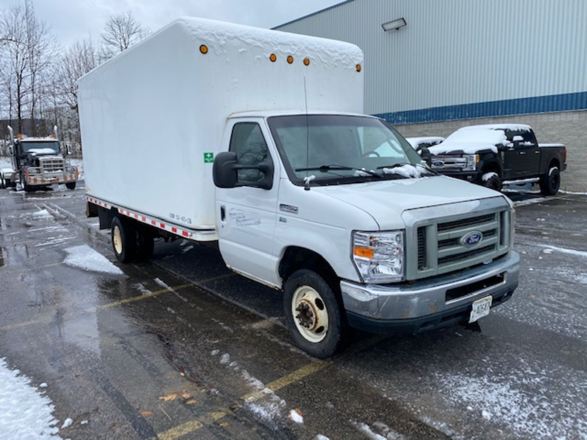 FORD, E-450, CUBE VAN, 16' BOX, RWD, 5.4 L V8 GASOLINE ENGINE, 245,196 KMS, VIN# - Image 3 of 20