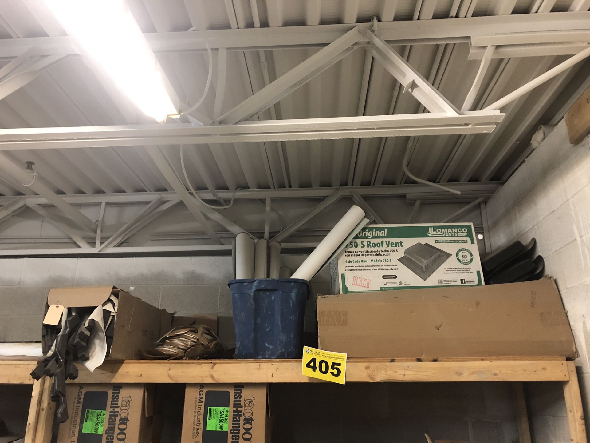 LOT OF ASSORTED ROOF VENTS