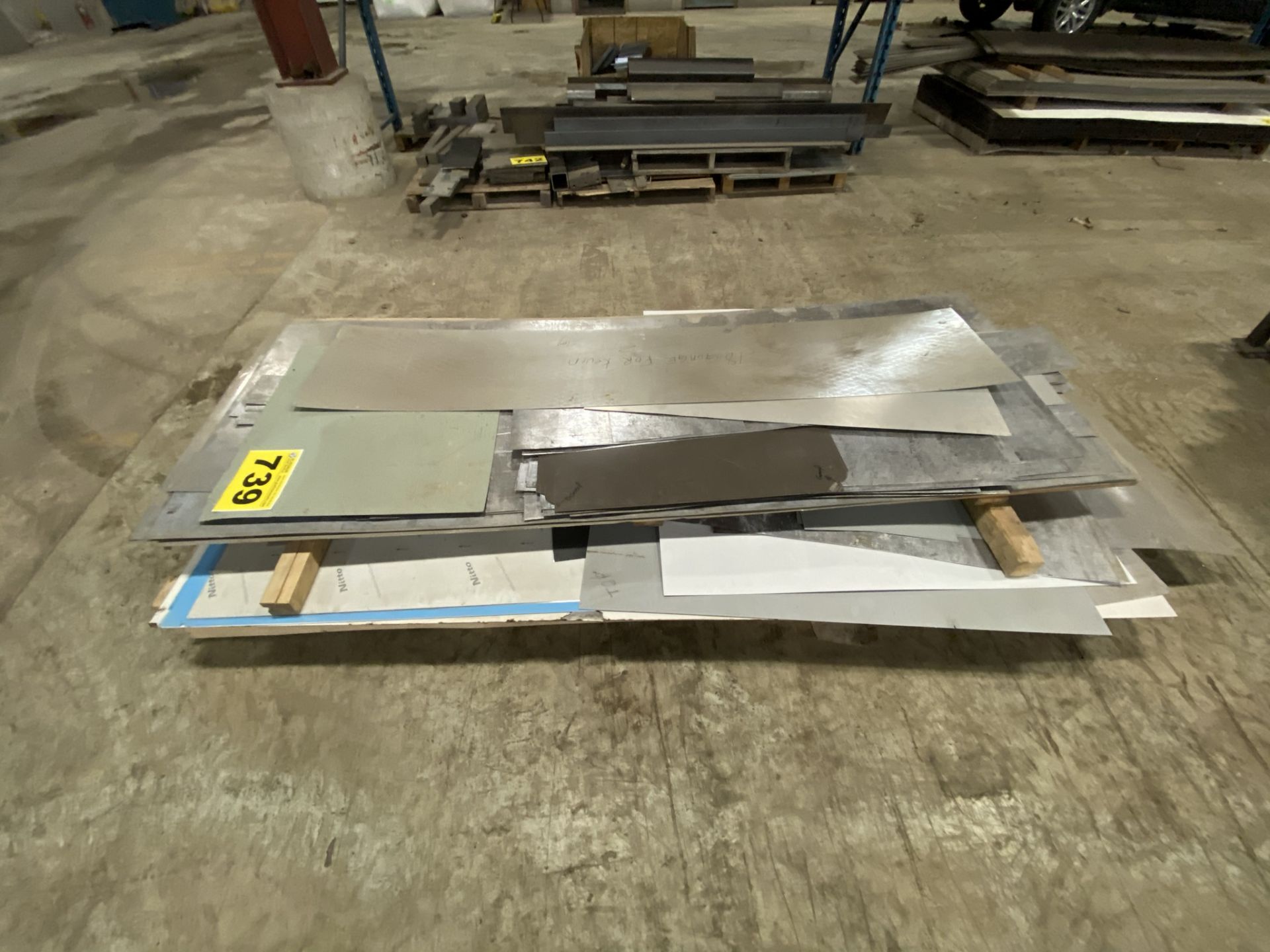 LOT OF ASSORTED STEEL SHEETS