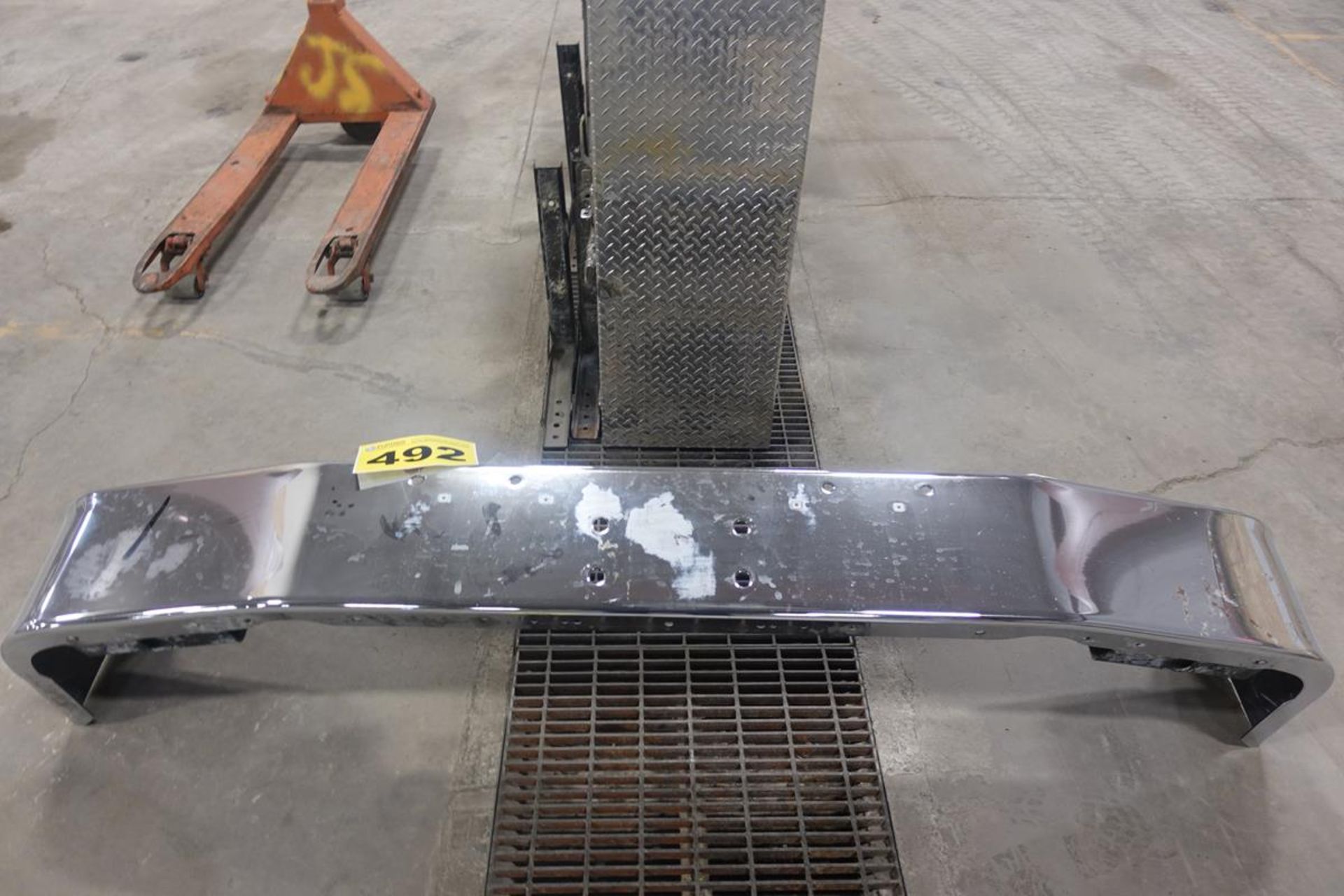 HEAVY TRUCK, 92" X 20" X 3/14", FRONT STEP BUMPER (NO HARDWARE)