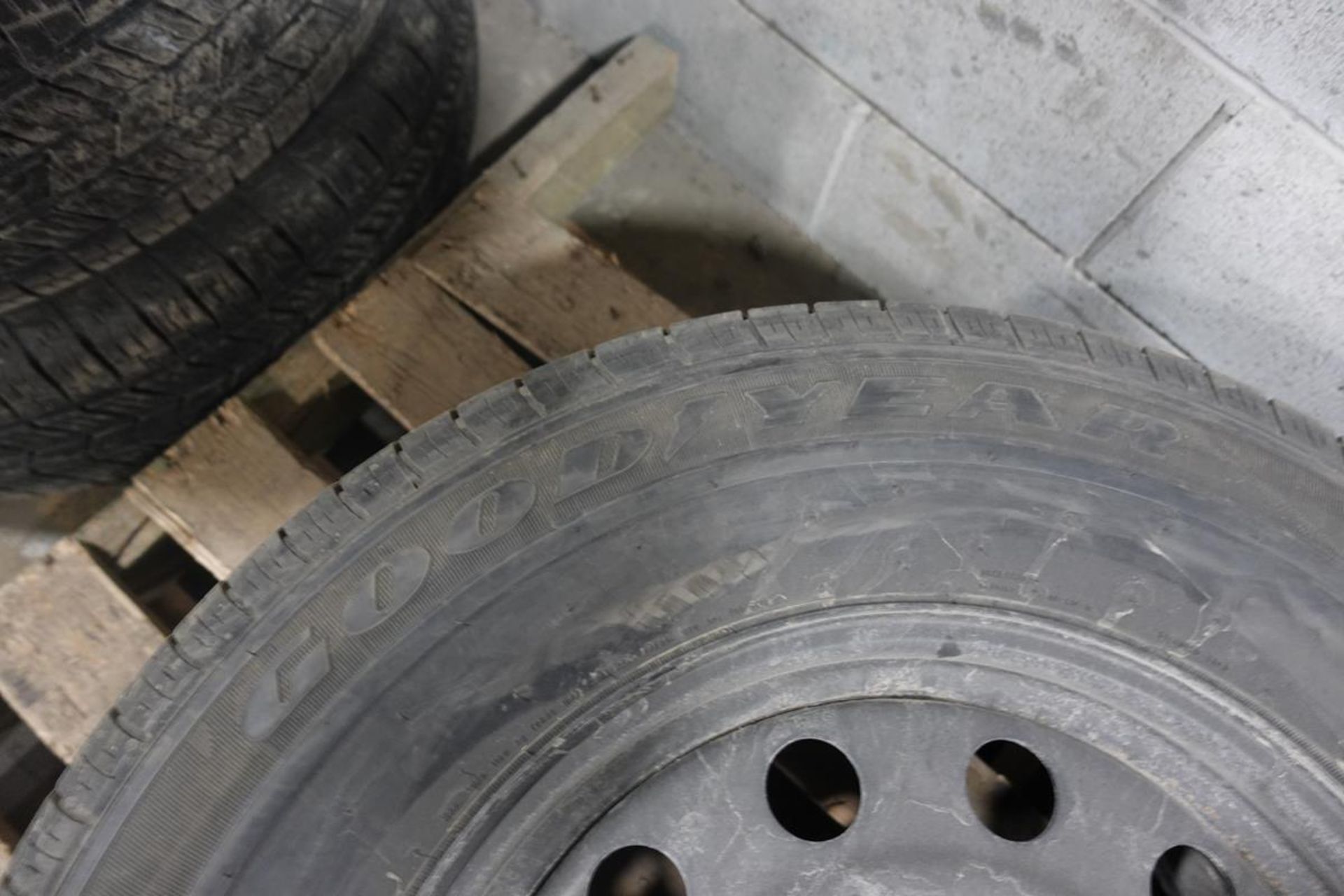 LOT OF (1) BF GOODRICH, 245/65R17, TIRE, (1) WINTER SLALOM, TIRE AND (1) GOODYEAR, WRANGLER, P235/ - Image 19 of 25