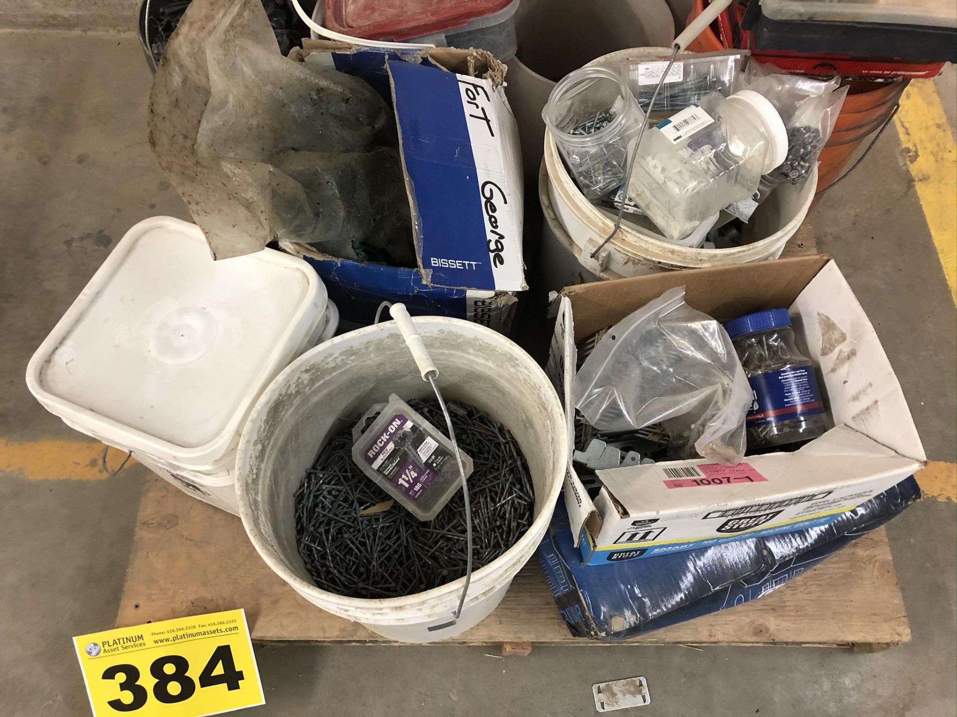 LOT OF CONSTRUCTION SUPPLIES INCLUDING NAILS AND FASTENERS, ASSORTED SIZES - Image 2 of 3